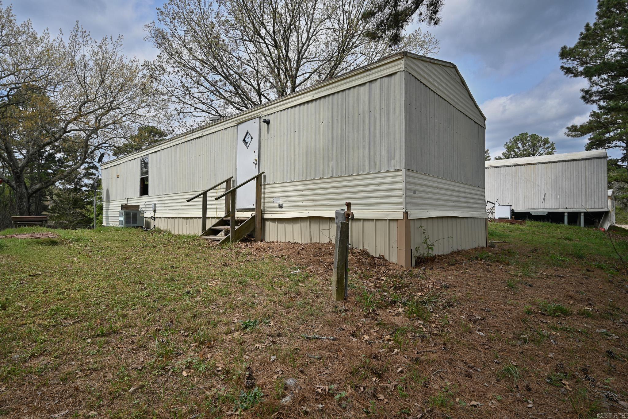 110 Trailwood Lane  Mena, AR