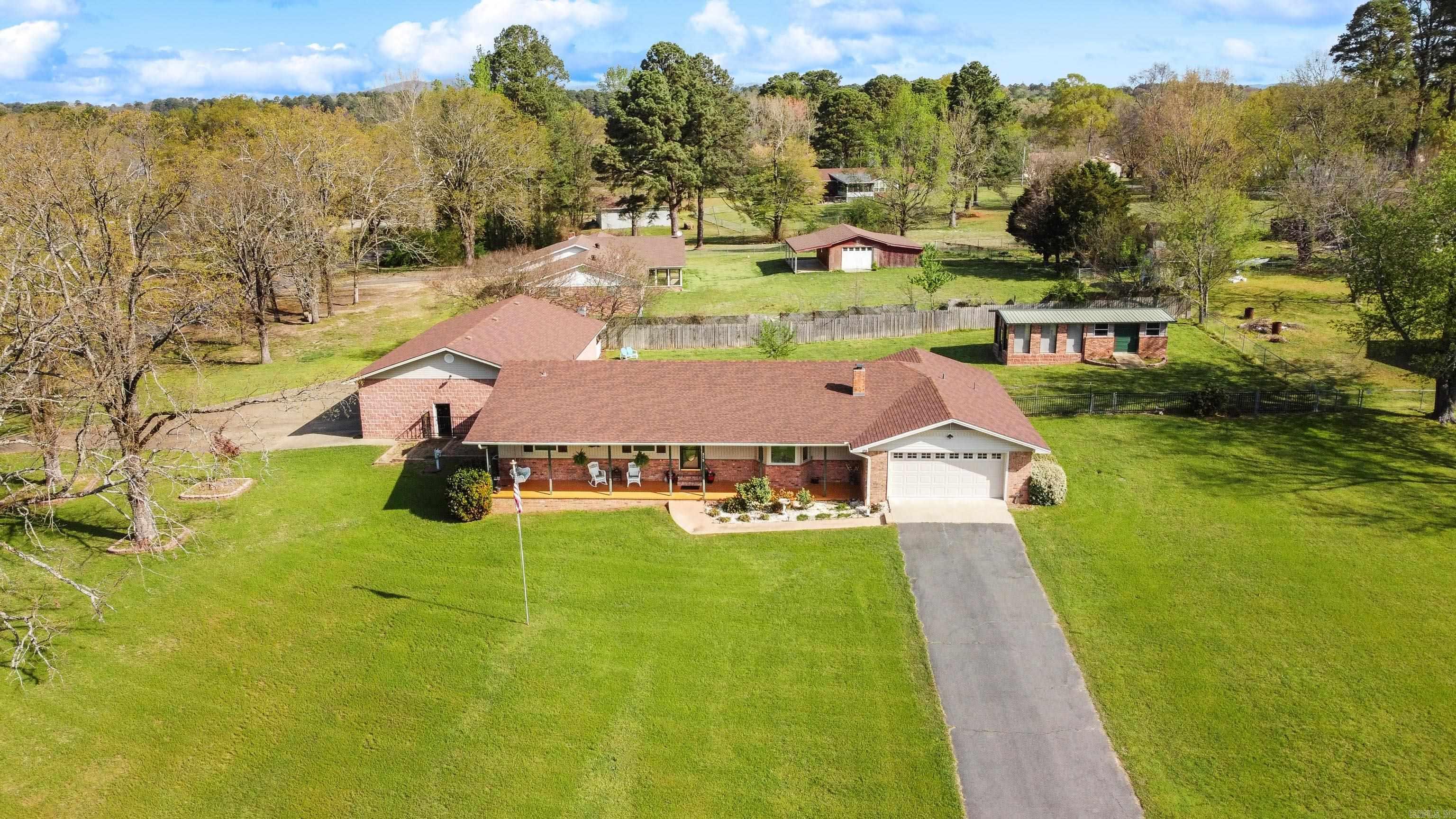 515 Beachview  Hot Springs, AR