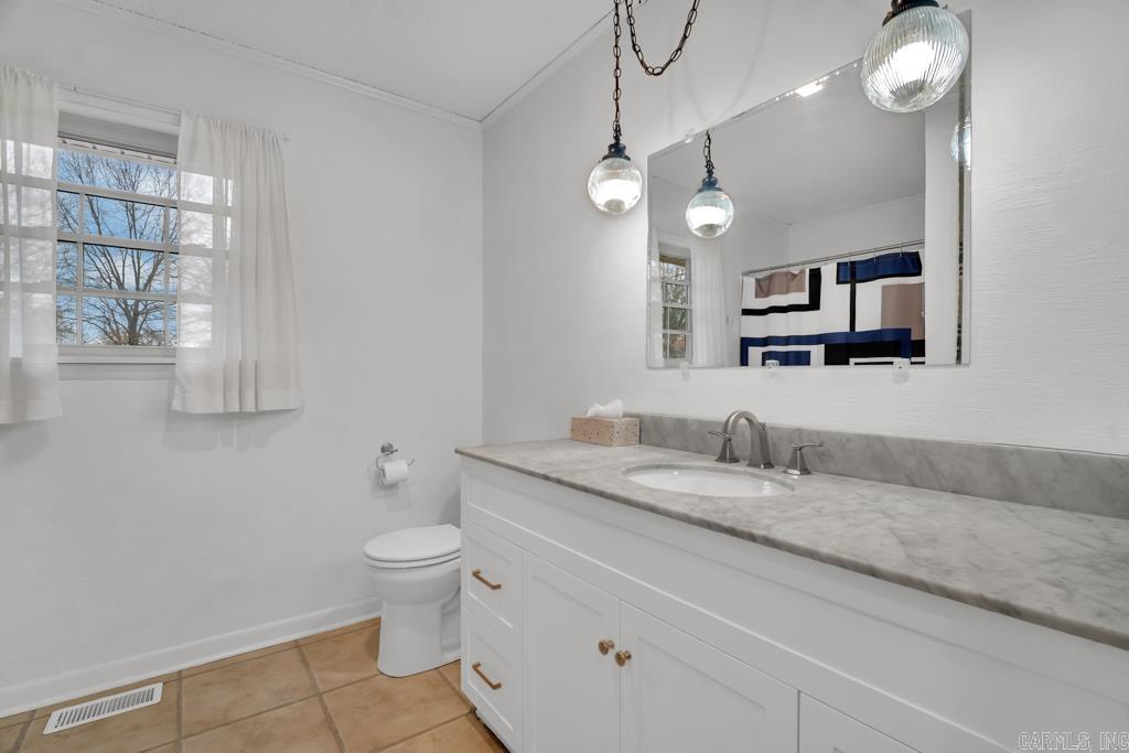 12 Halbrook  Morrilton, AR