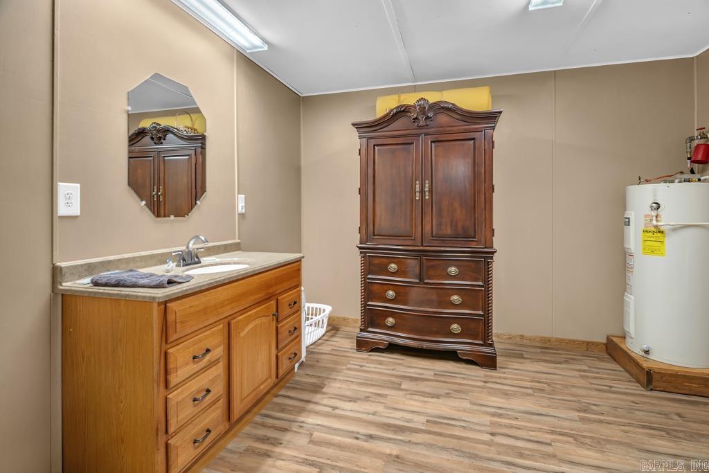 12 Halbrook  Morrilton, AR