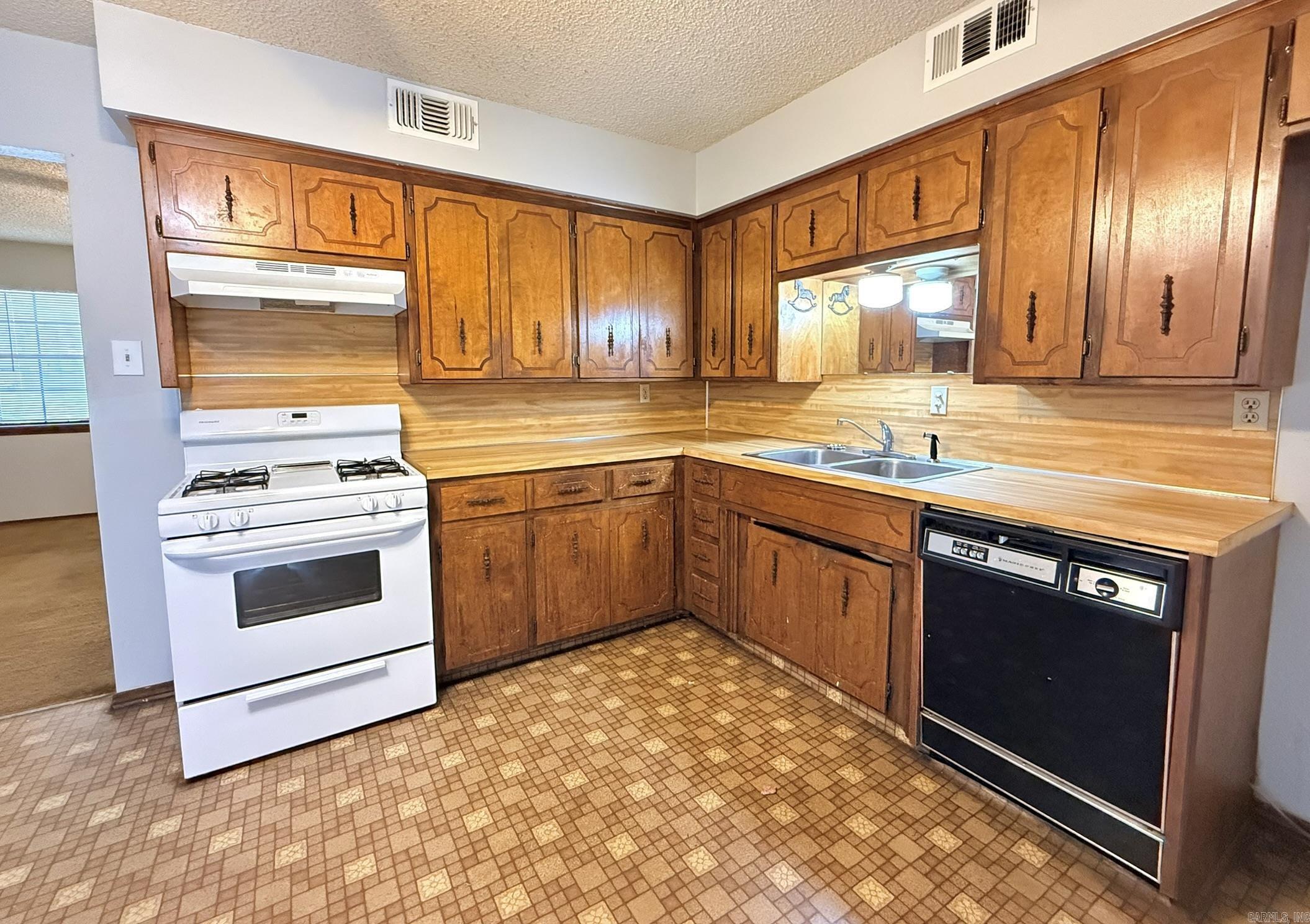 6684 Garvin  Benton, AR