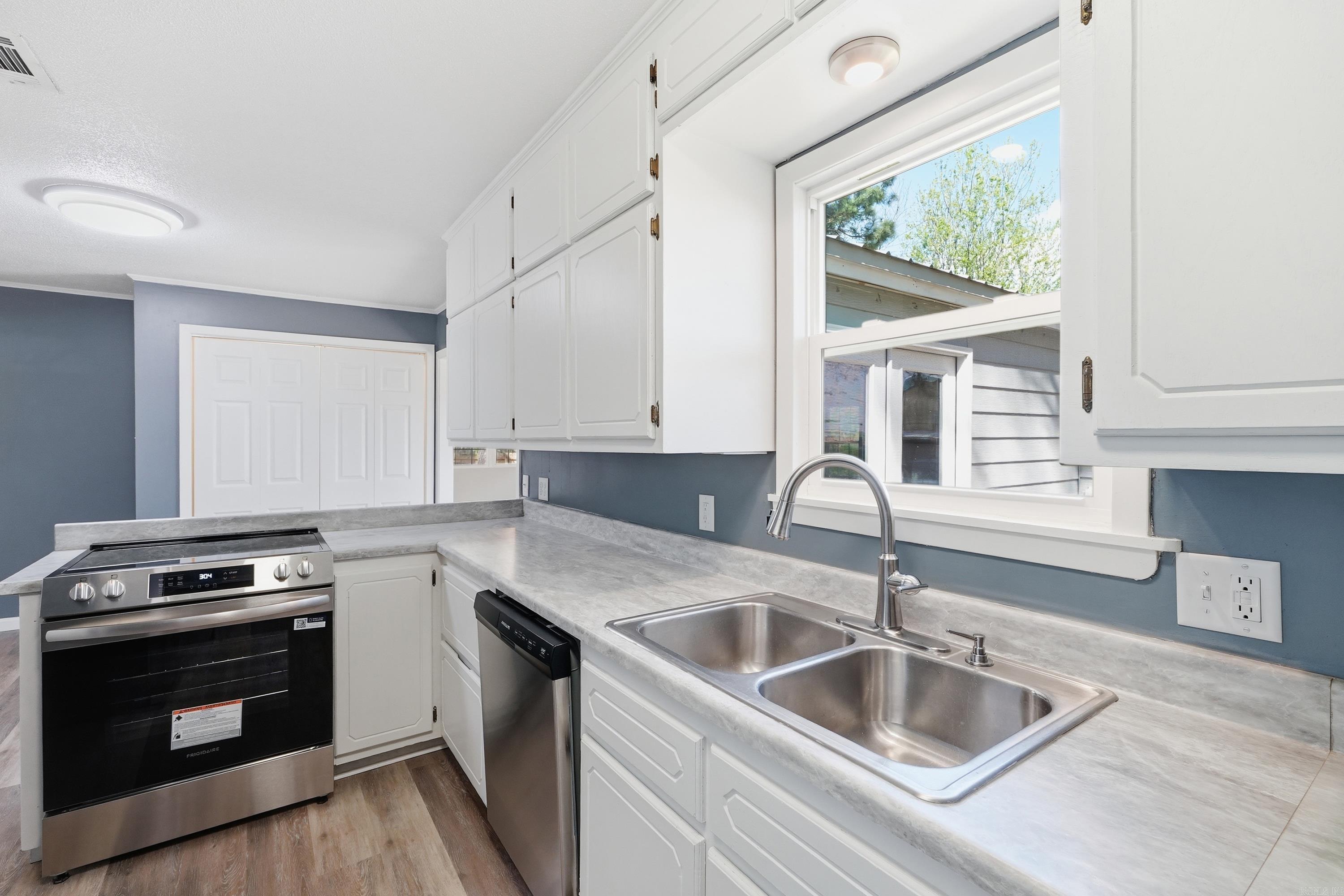 1410 Magee  Searcy, AR