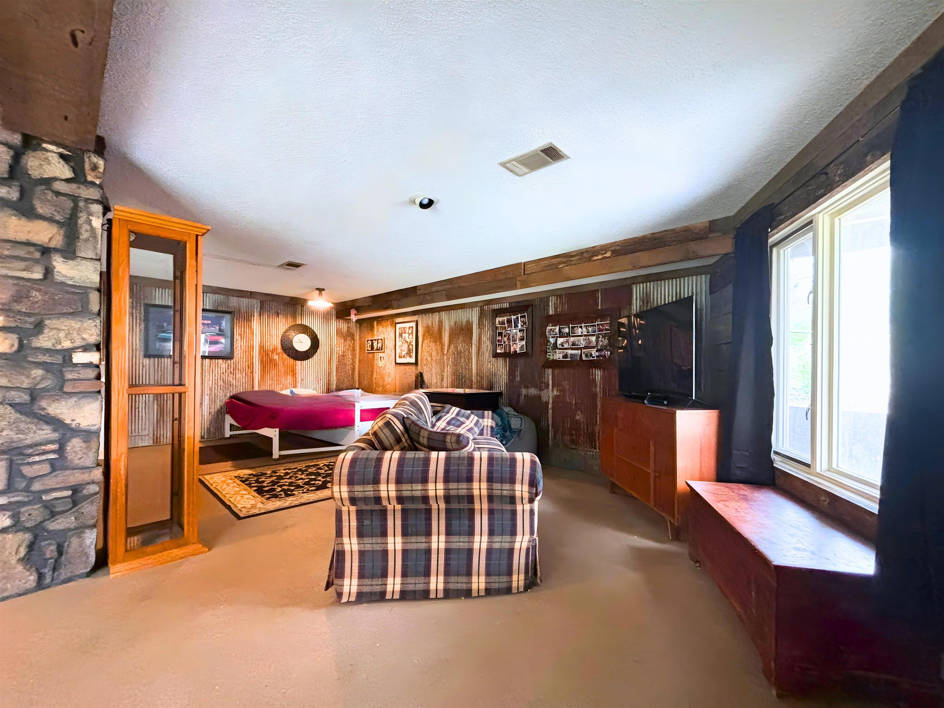 25 Wahoo  Cherokee Village, AR