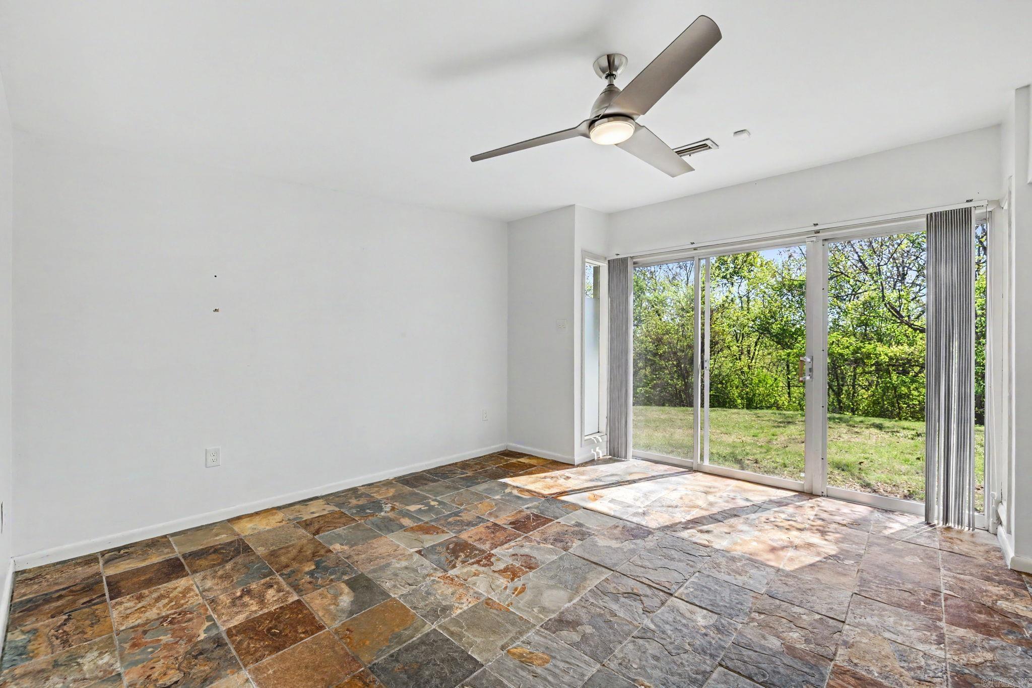 3325 Lakeview Rd  North Little Rock, AR