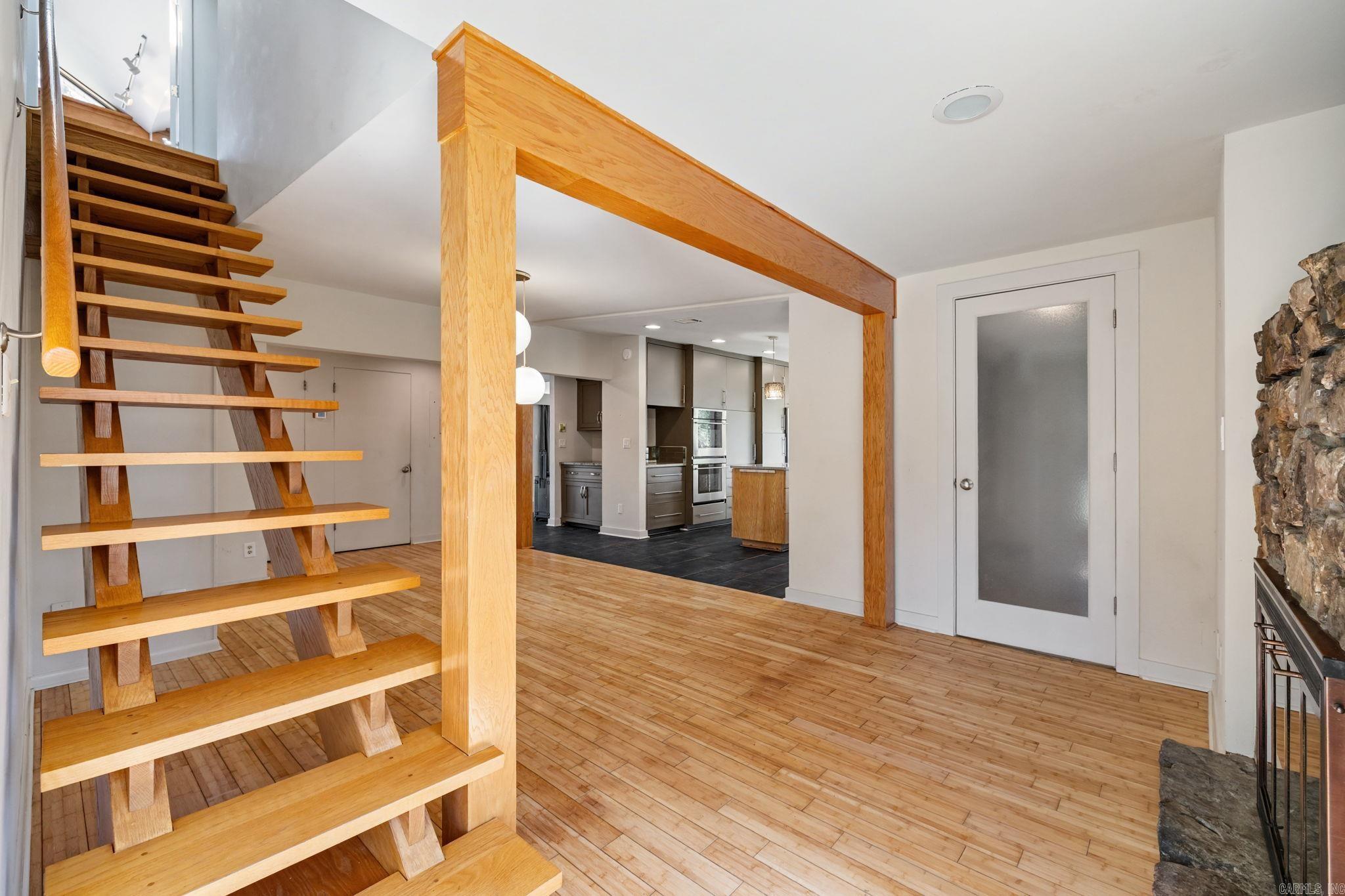 3325 Lakeview Rd  North Little Rock, AR