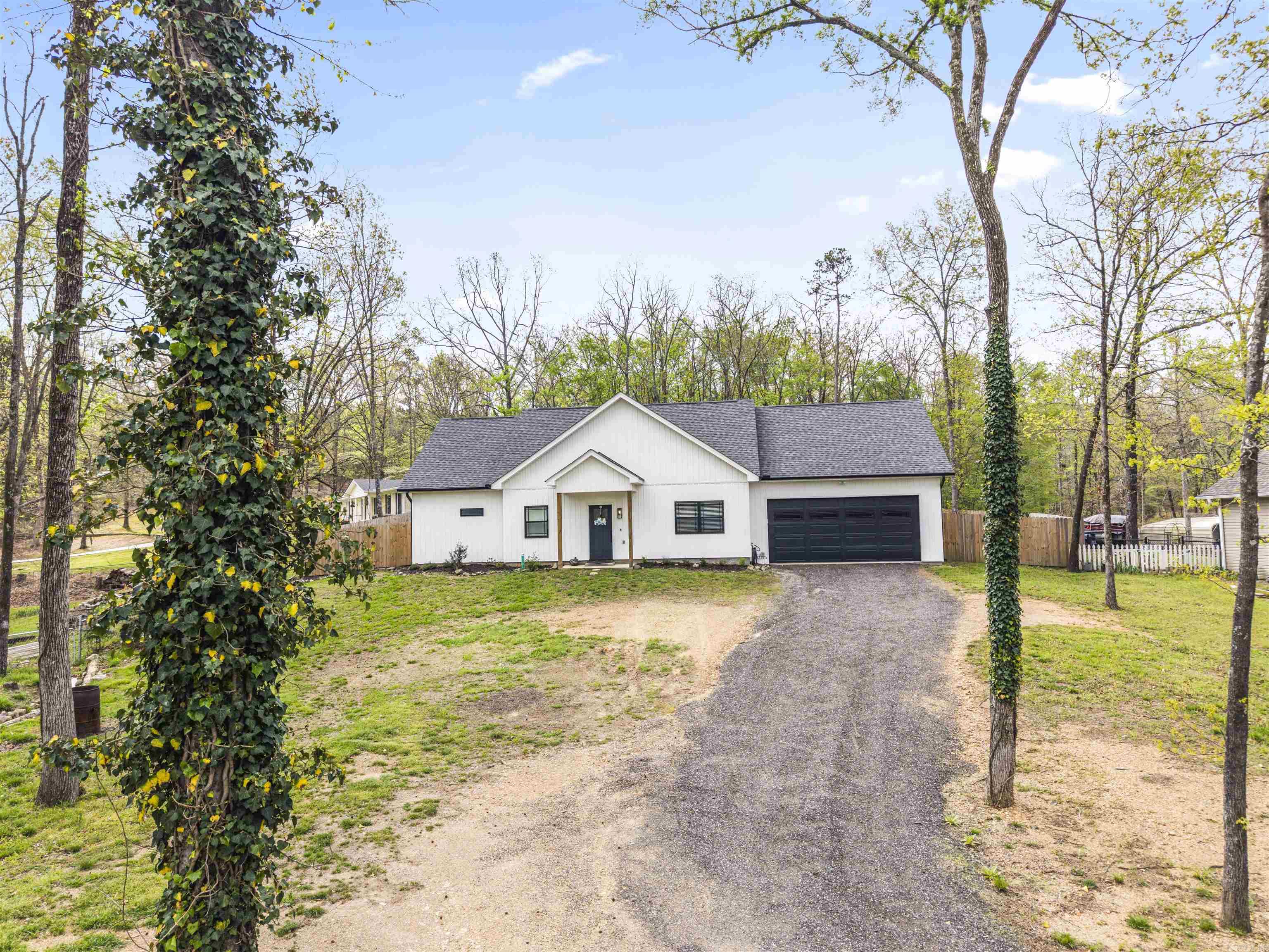 109 Windamere  Hot Springs, AR