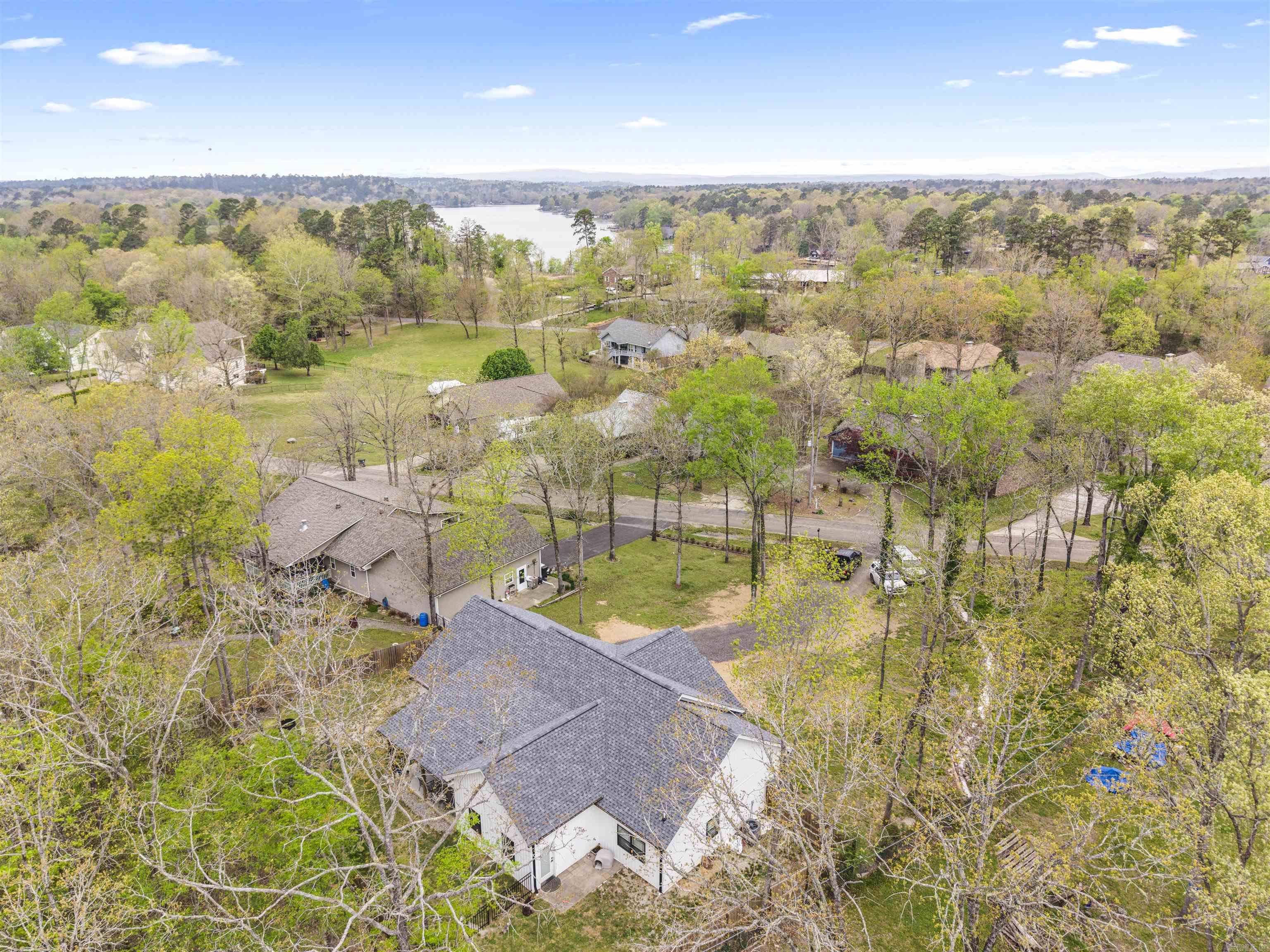 109 Windamere  Hot Springs, AR