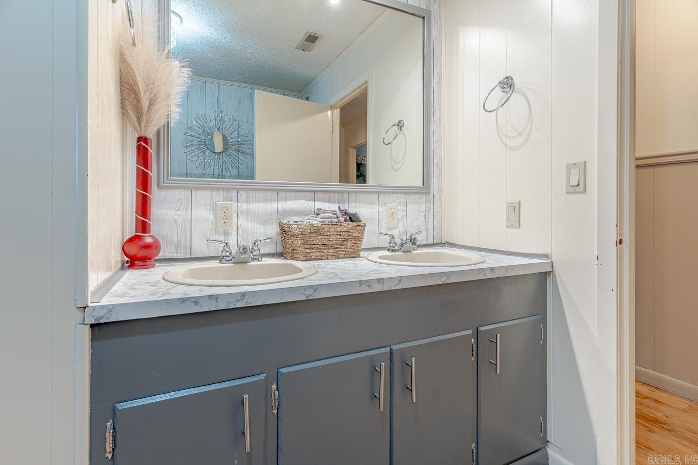 2115 Highway 64  Wynne, AR