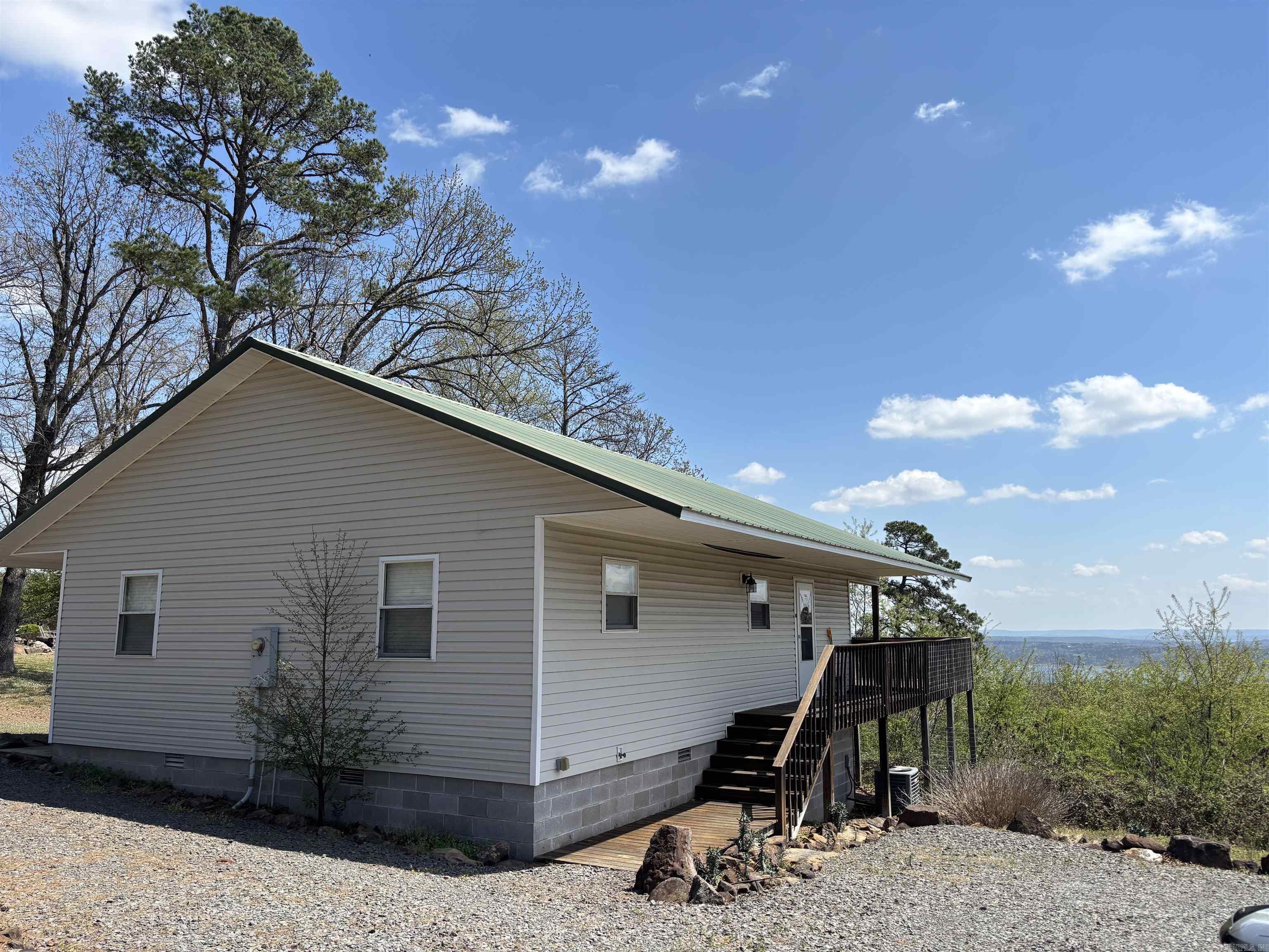 225 Irish Hills  Edgemont, AR