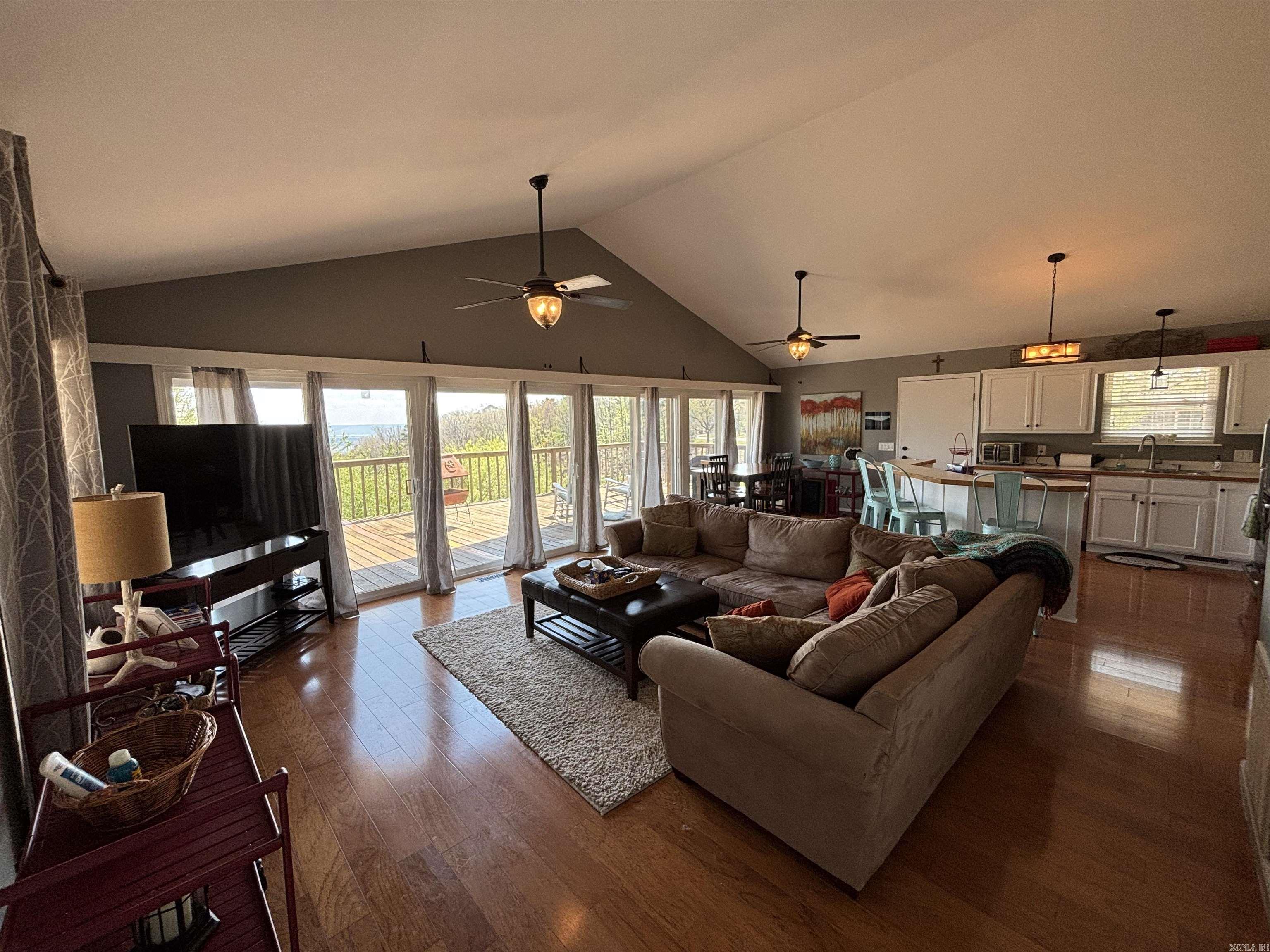 225 Irish Hills  Edgemont, AR