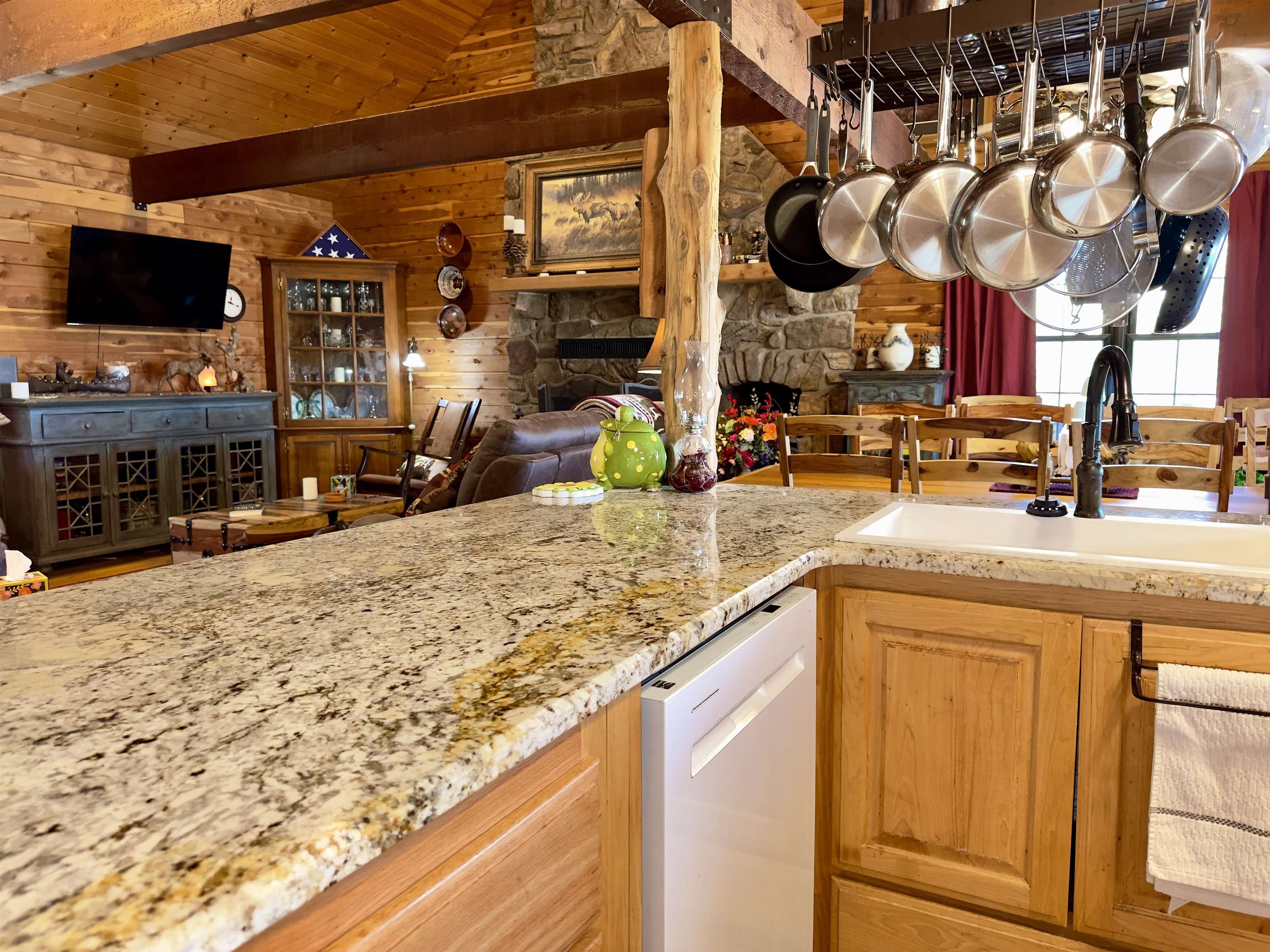 2308 Senate  Horseshoe Bend, AR