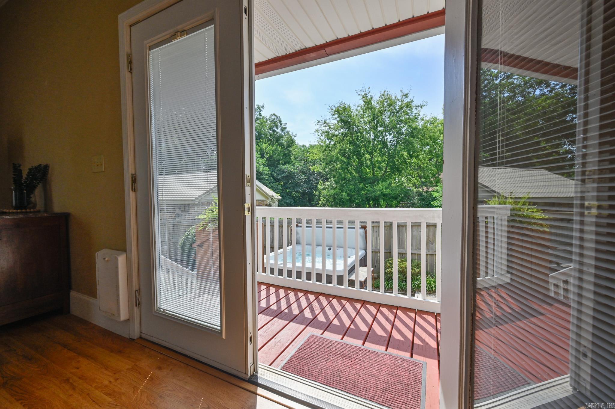 1010 Janssen  Mena, AR