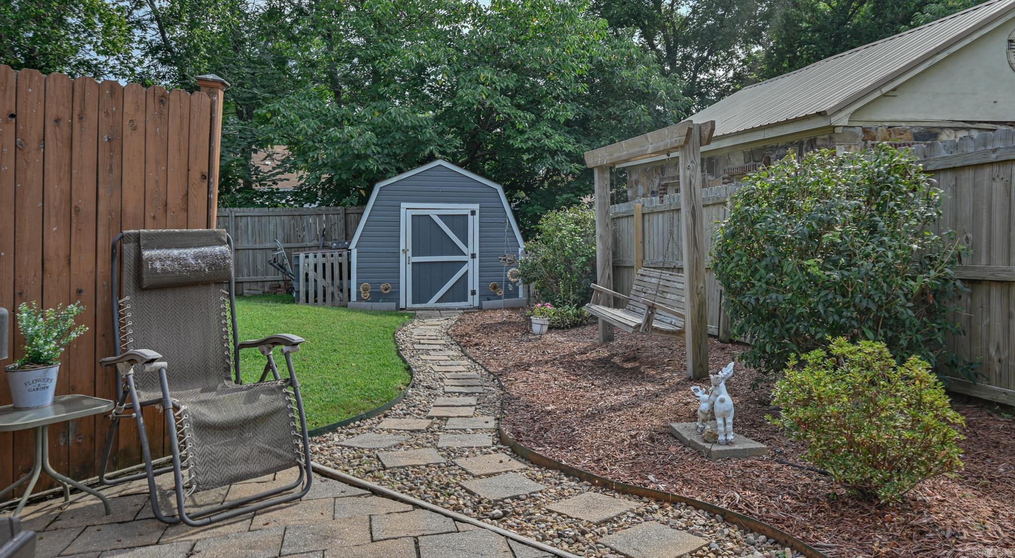 1010 Janssen  Mena, AR