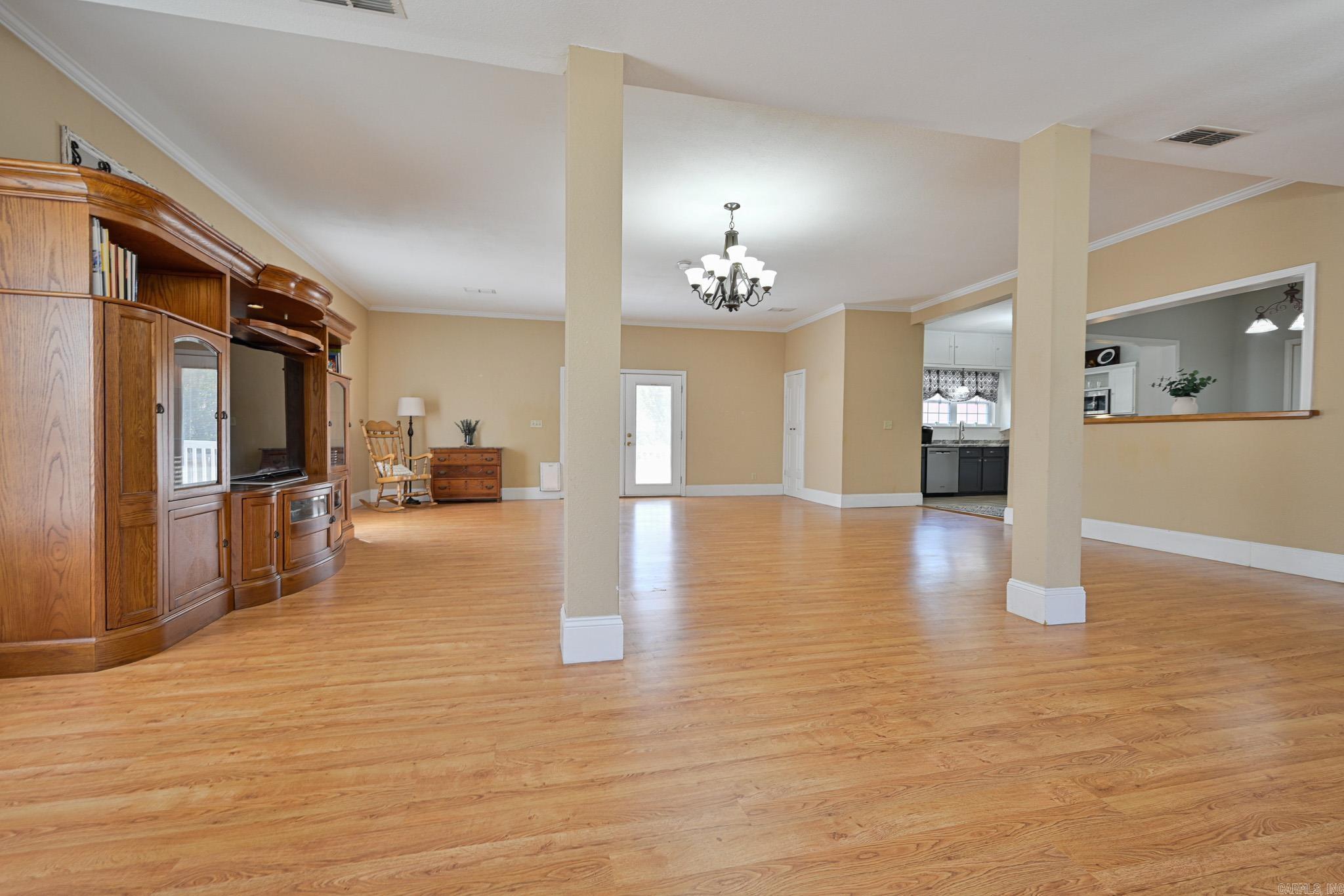 1010 Janssen  Mena, AR