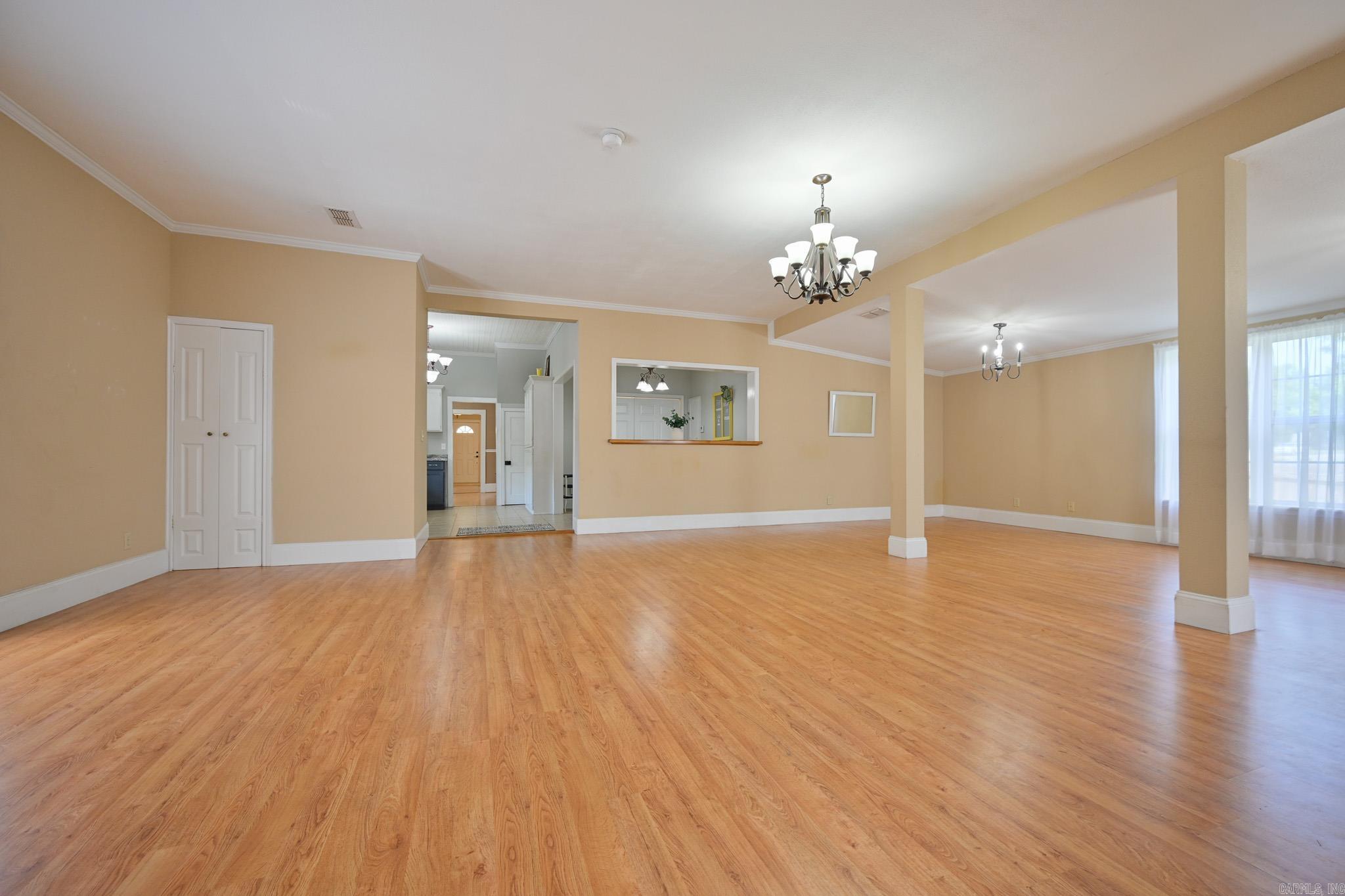 1010 Janssen  Mena, AR