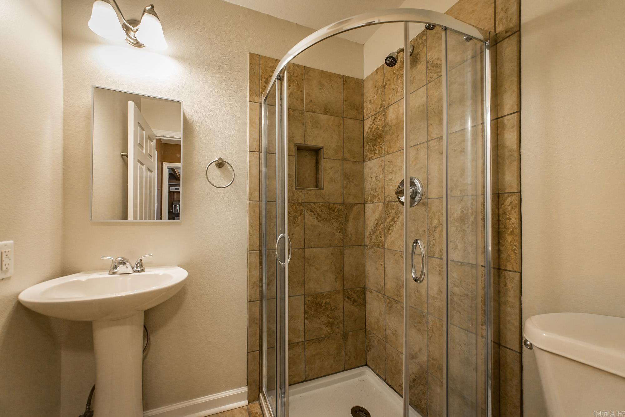 133 Lonsdale  Jacksonville, AR