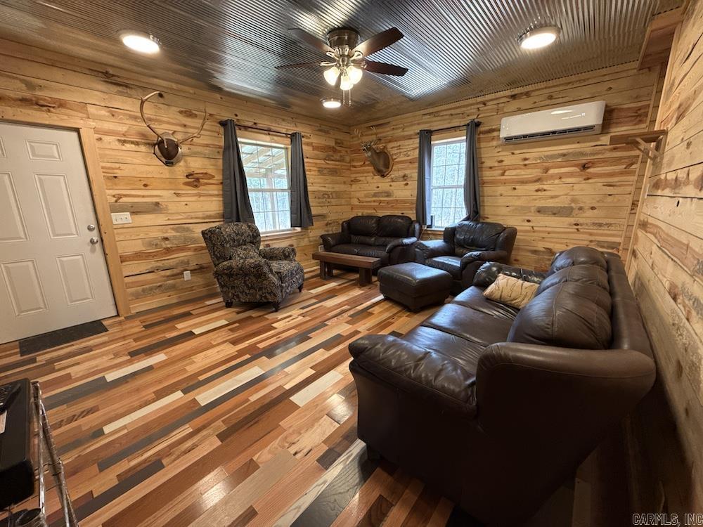 2319 Wildemar Lane  Leslie, AR