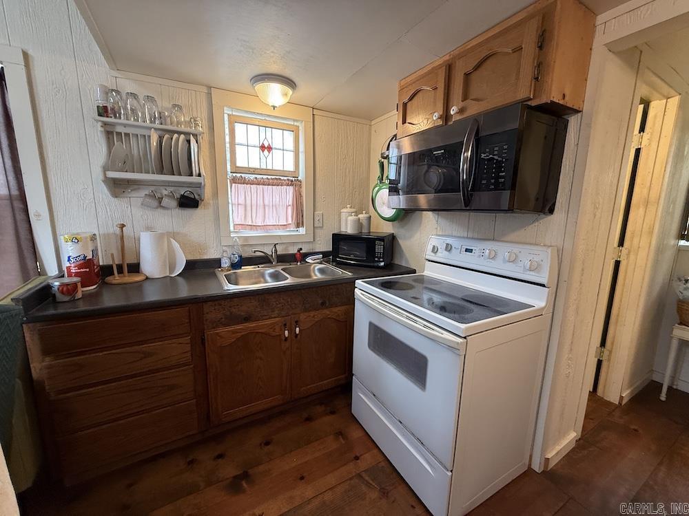 198 Mill Springs Road  Saint Joe, AR