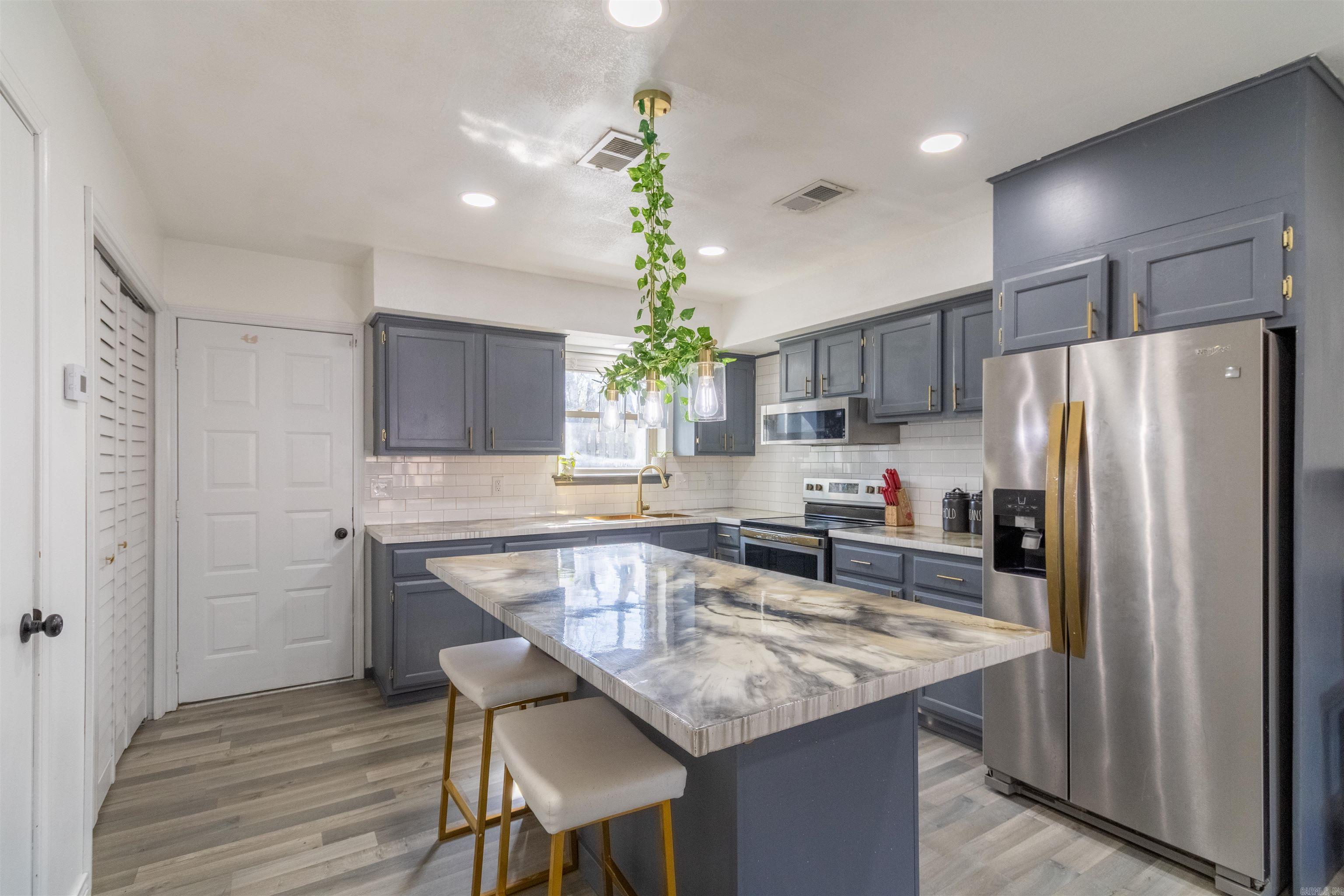 1306 N Nashville Ave  Russellville, AR