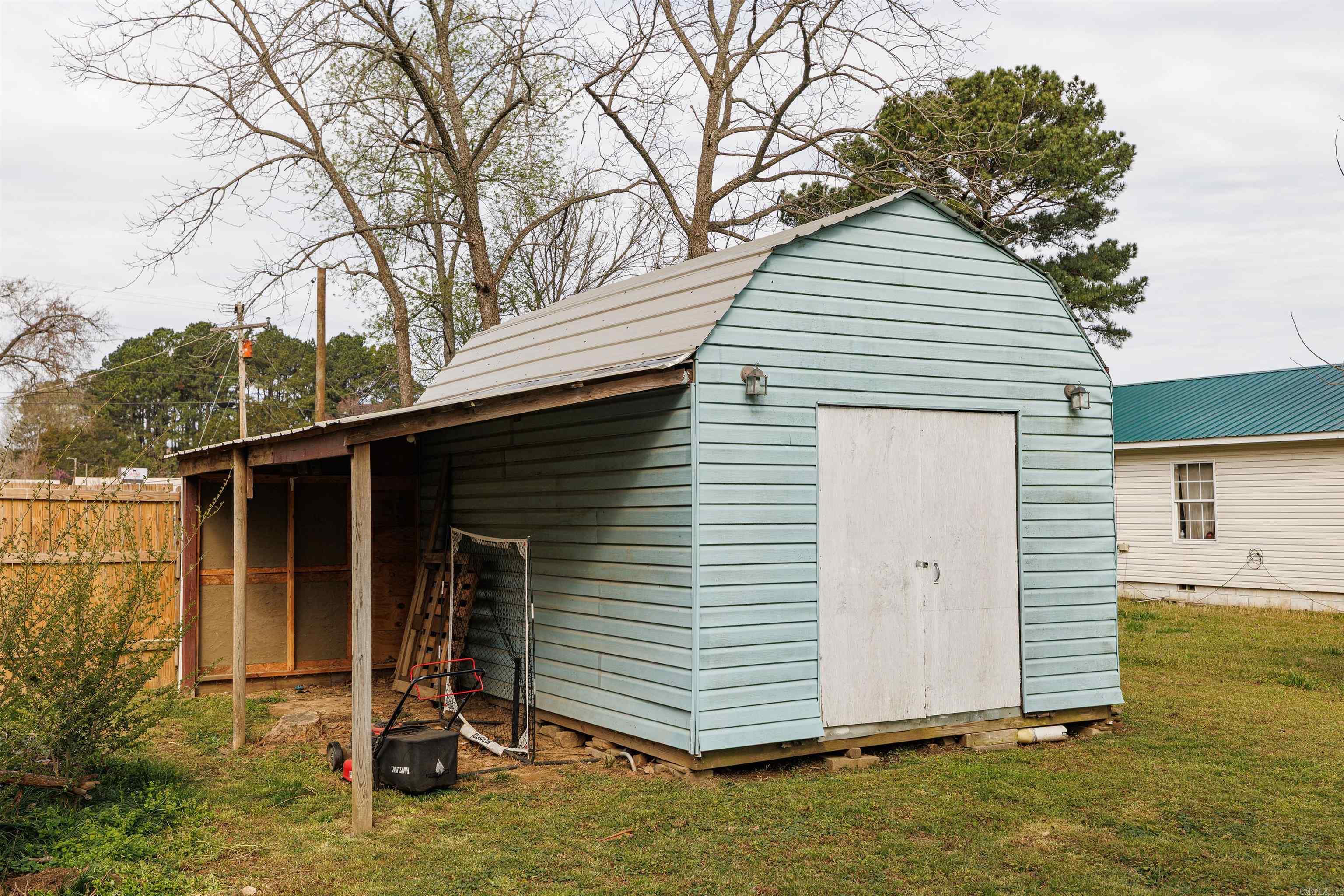 65 Mulberry  Quitman, AR