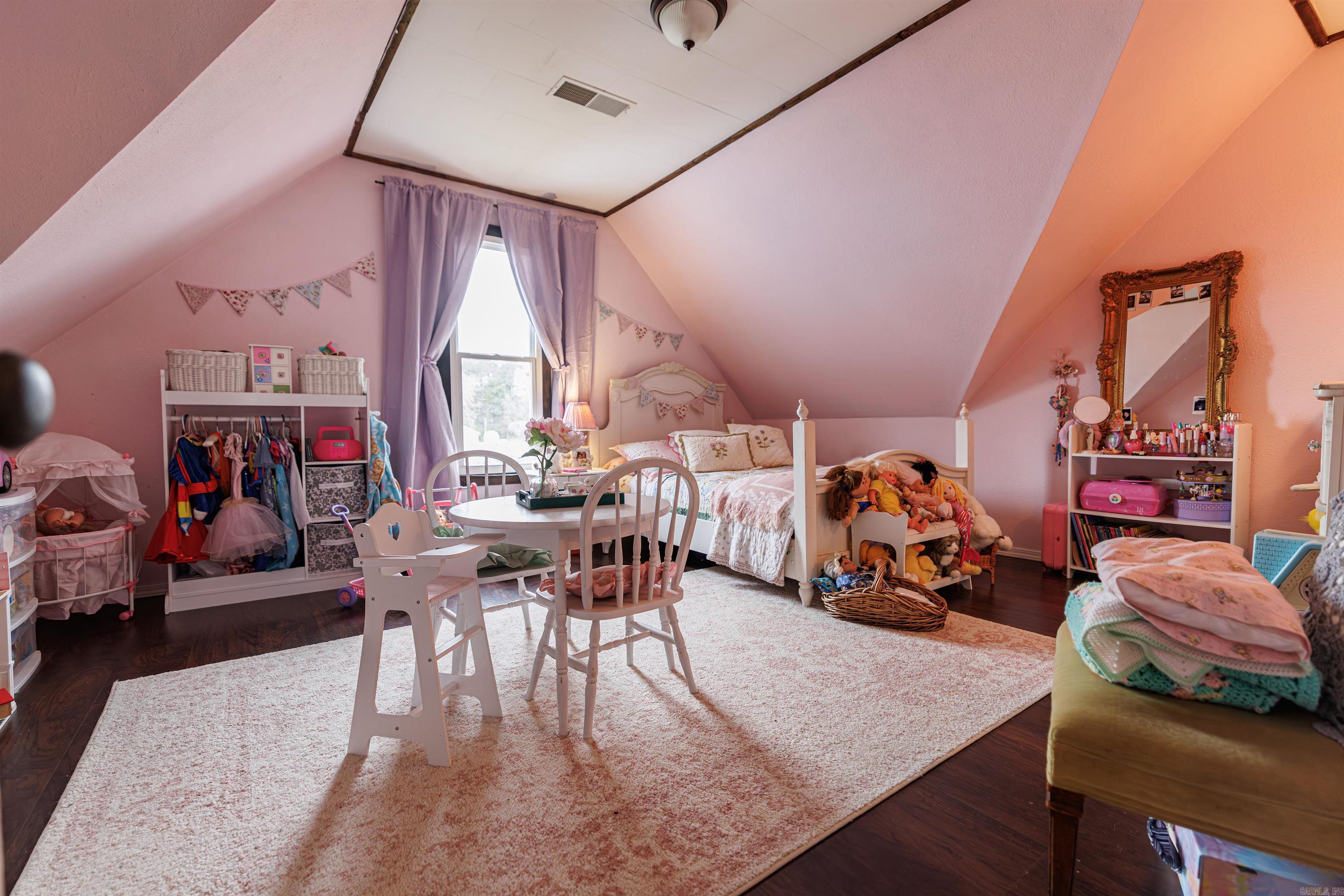 65 Mulberry  Quitman, AR