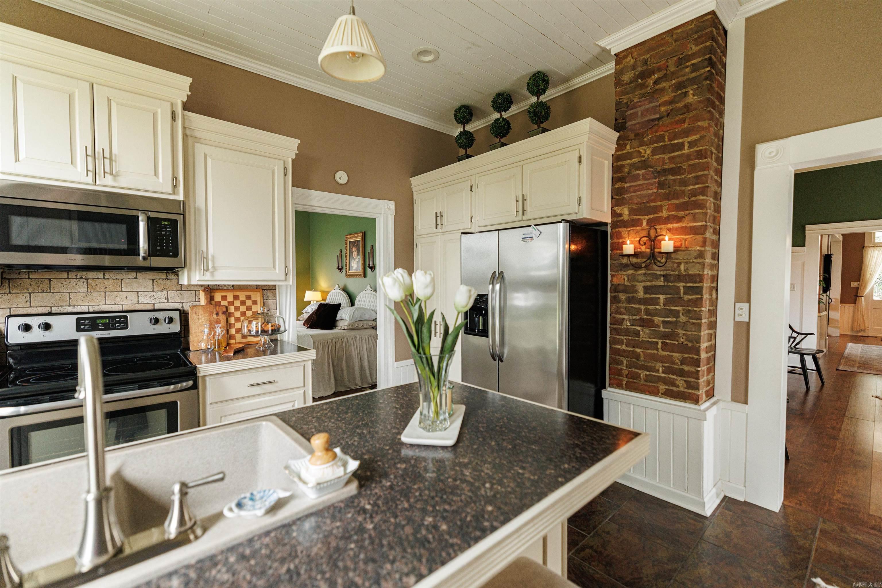 65 Mulberry  Quitman, AR