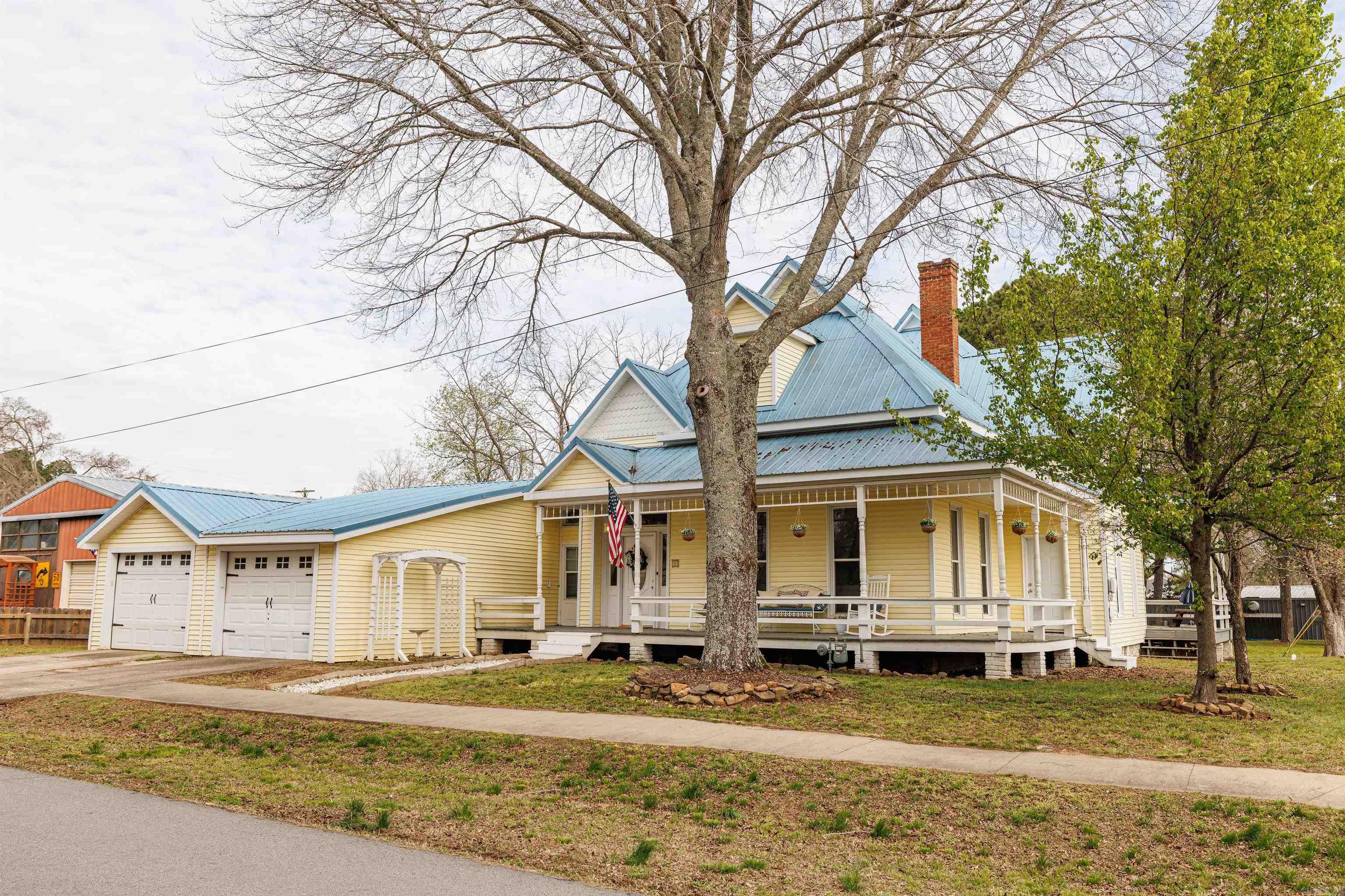 65 Mulberry  Quitman, AR