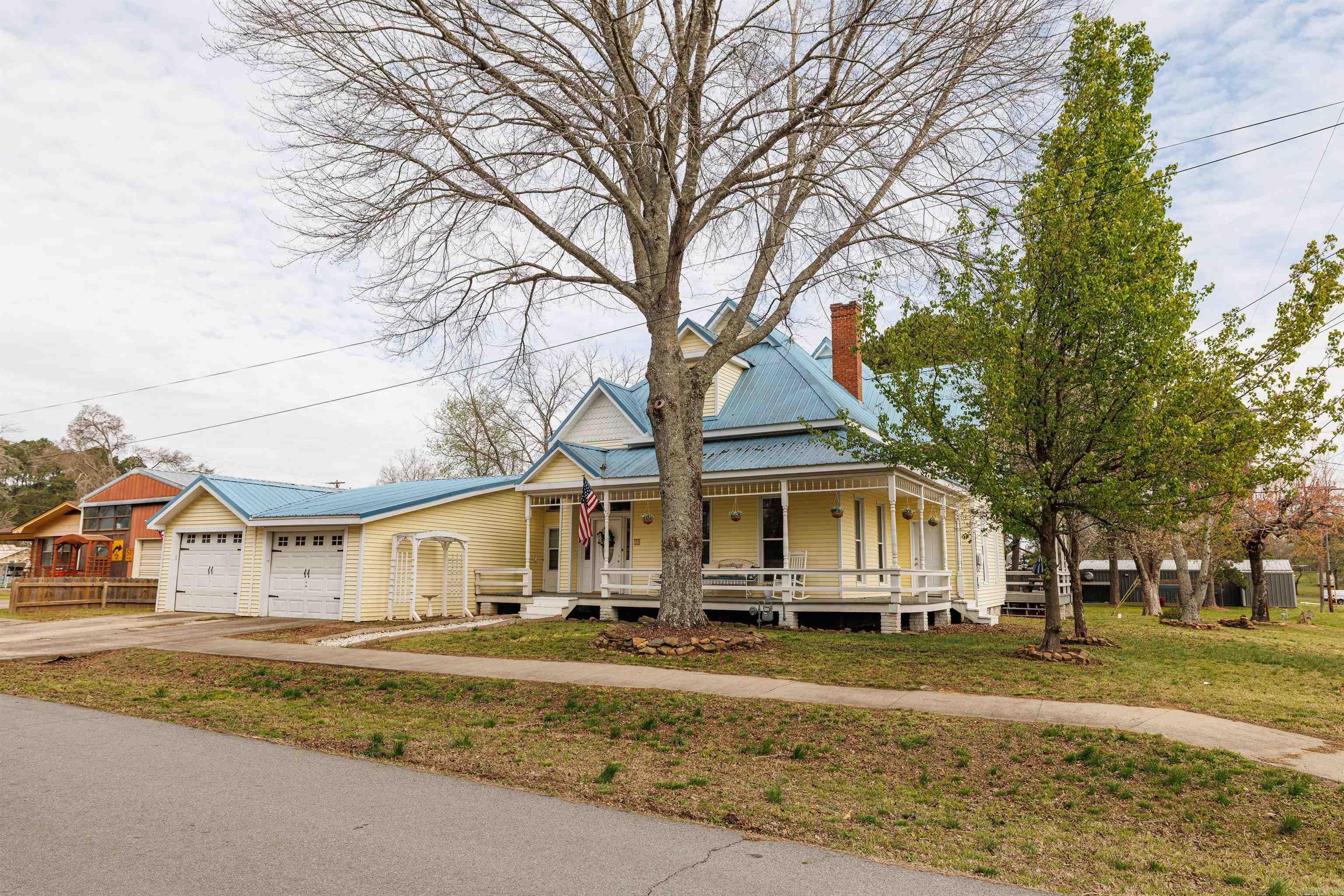 65 Mulberry  Quitman, AR