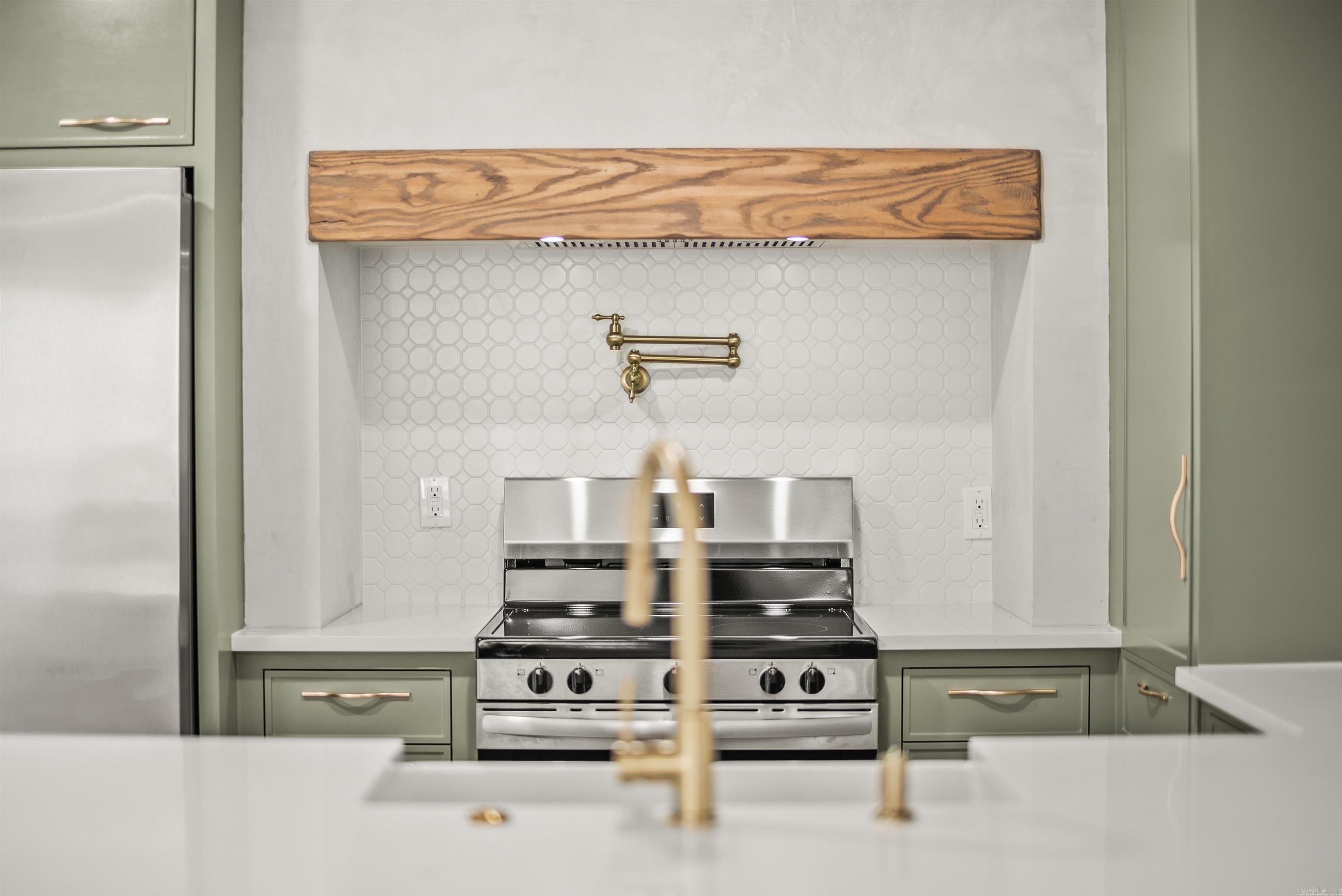 909 W 50th  North Little Rock, AR