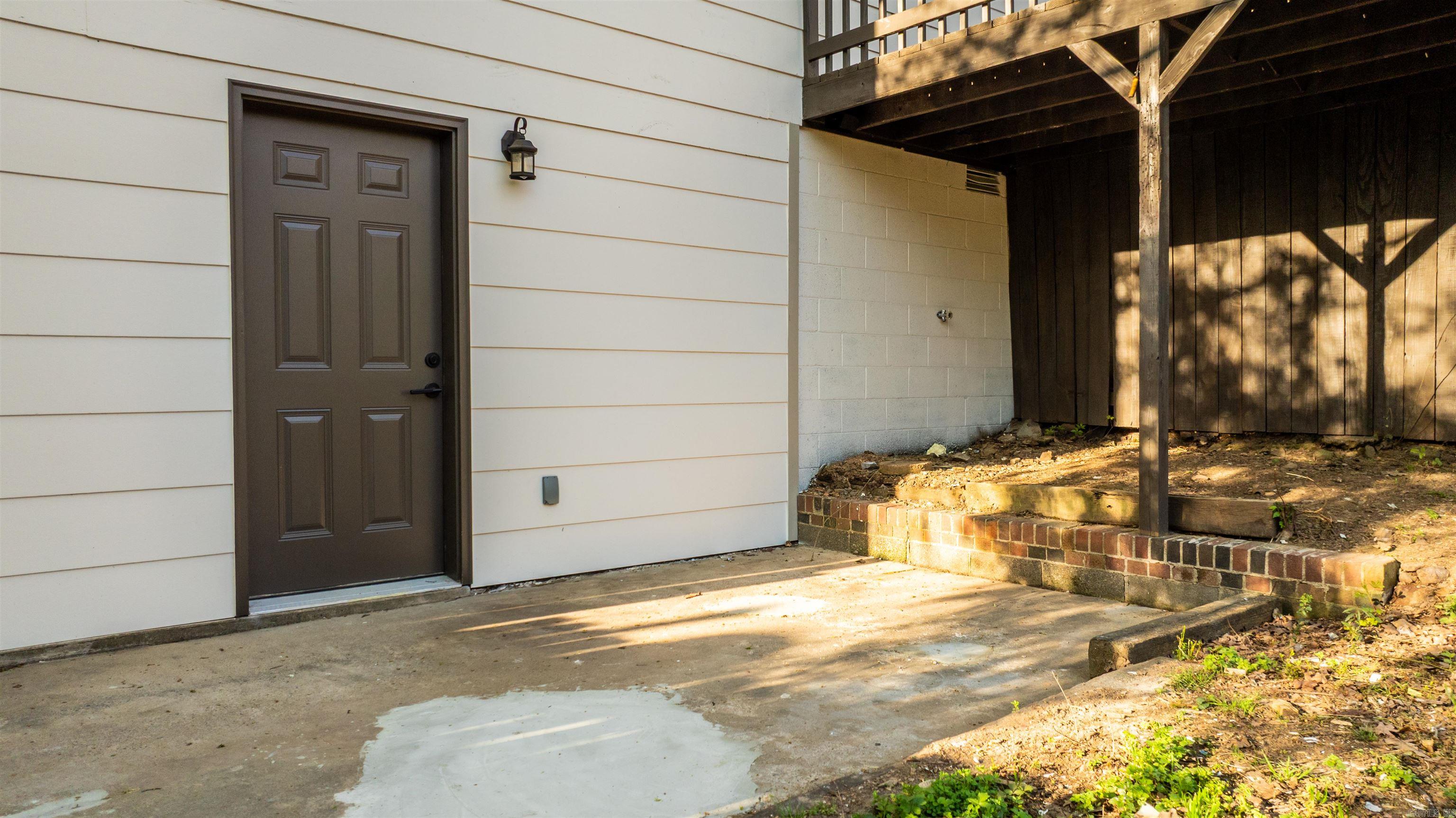 909 W 50th  North Little Rock, AR