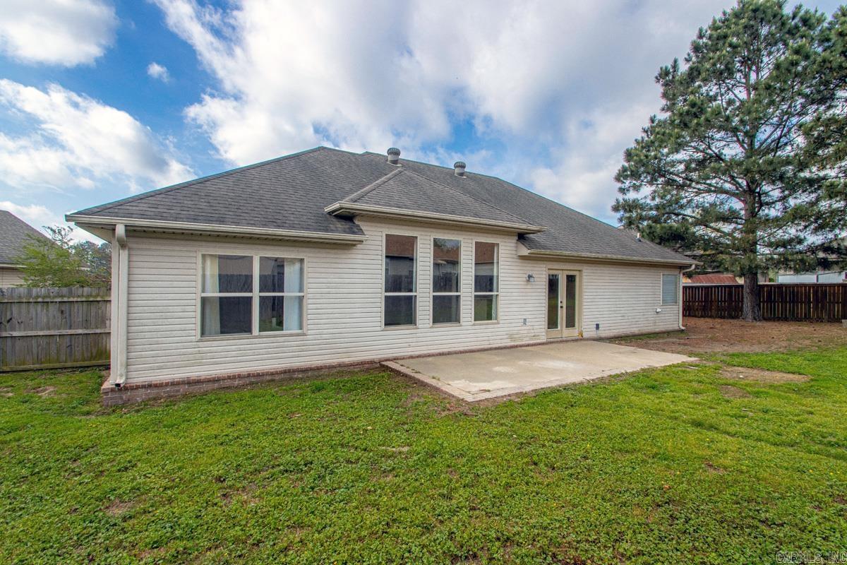 1406 Pleasant Poplar Dr.  Benton, AR