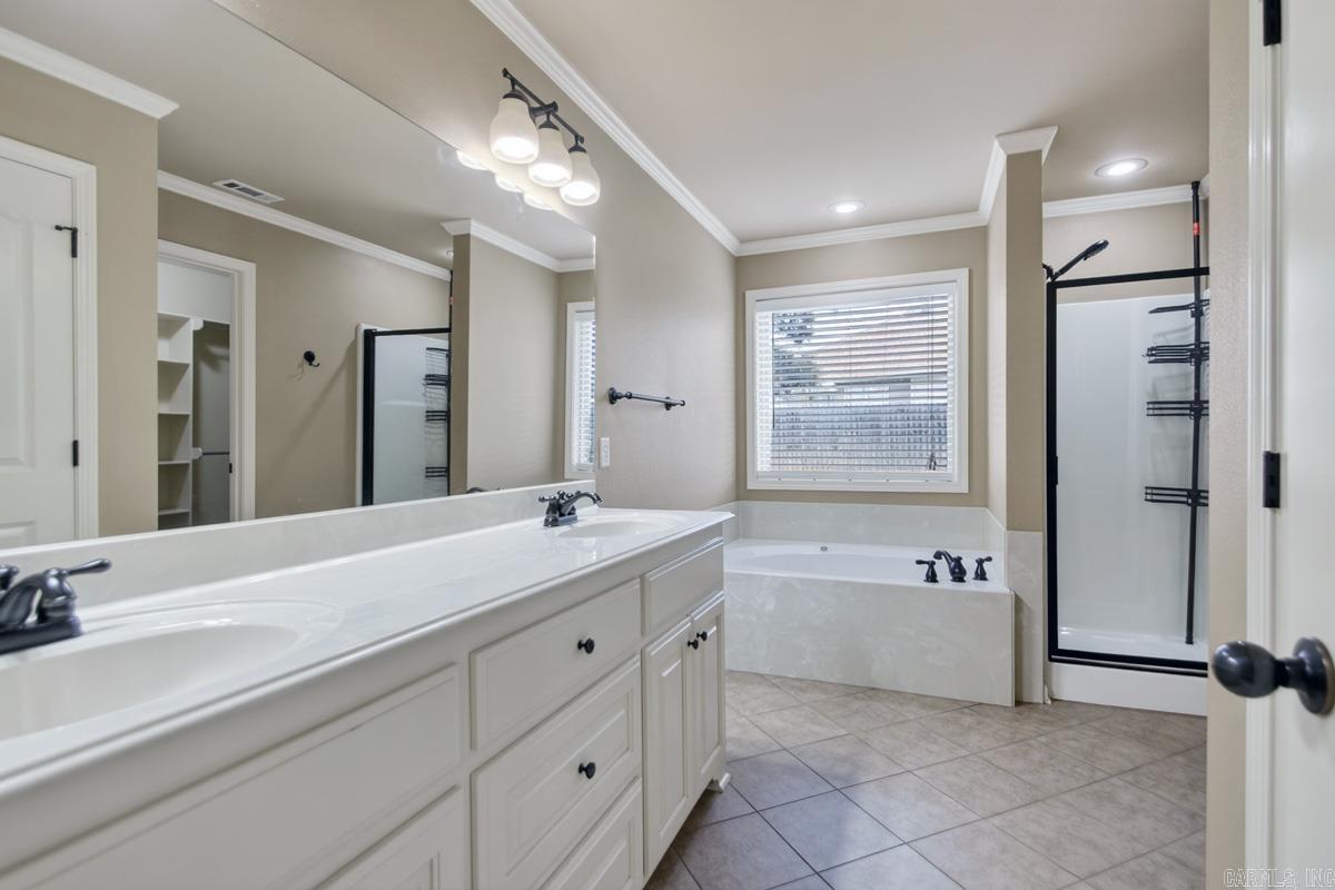 1406 Pleasant Poplar Dr.  Benton, AR