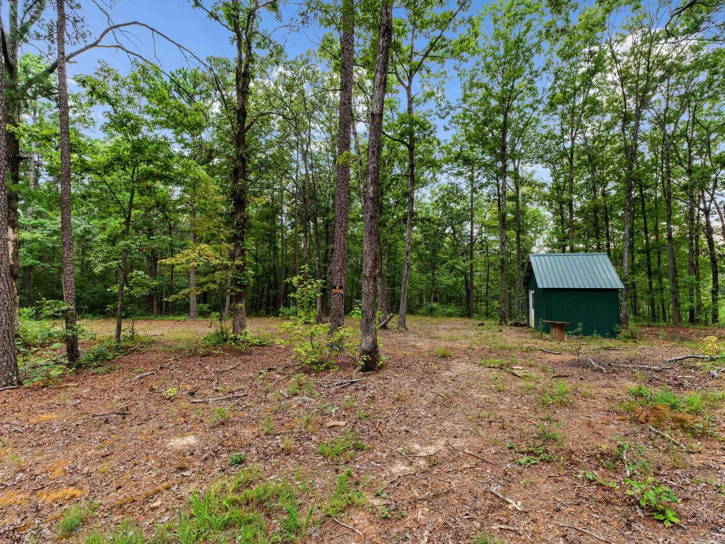 2190 Plant Church  Clinton, AR