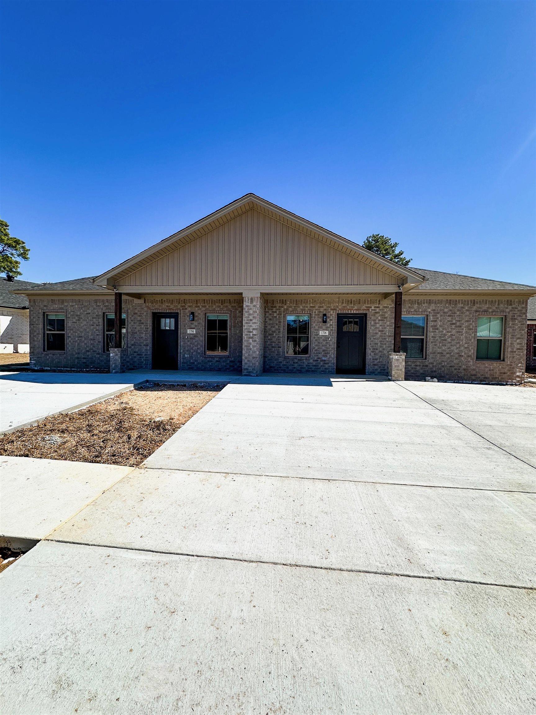 1600 Crosswood  Benton, AR