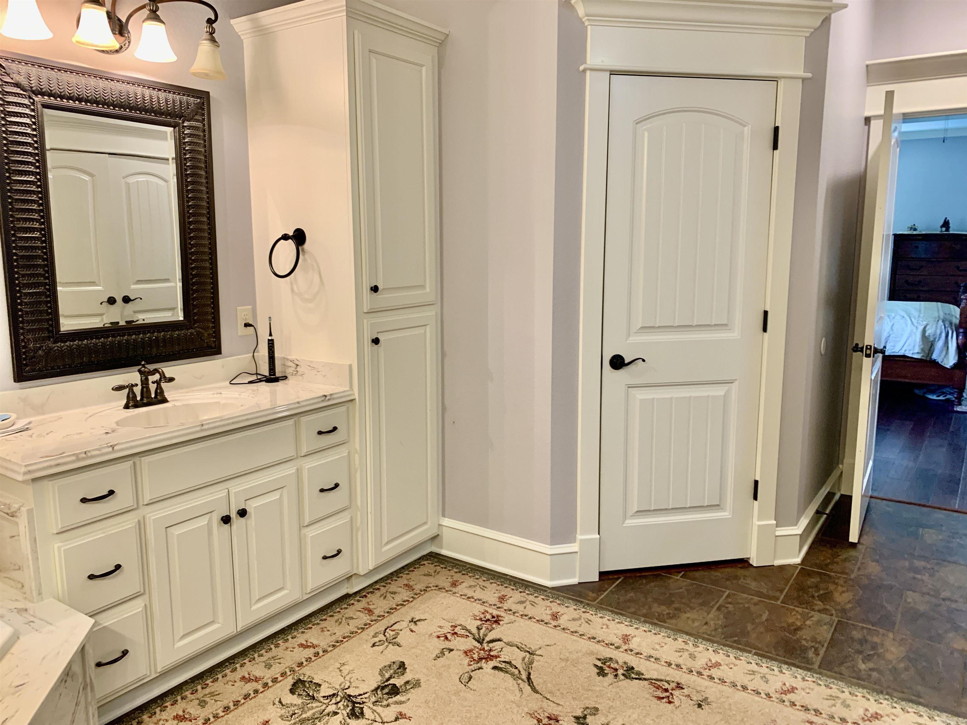 10 Sethstone  Greenbrier, AR