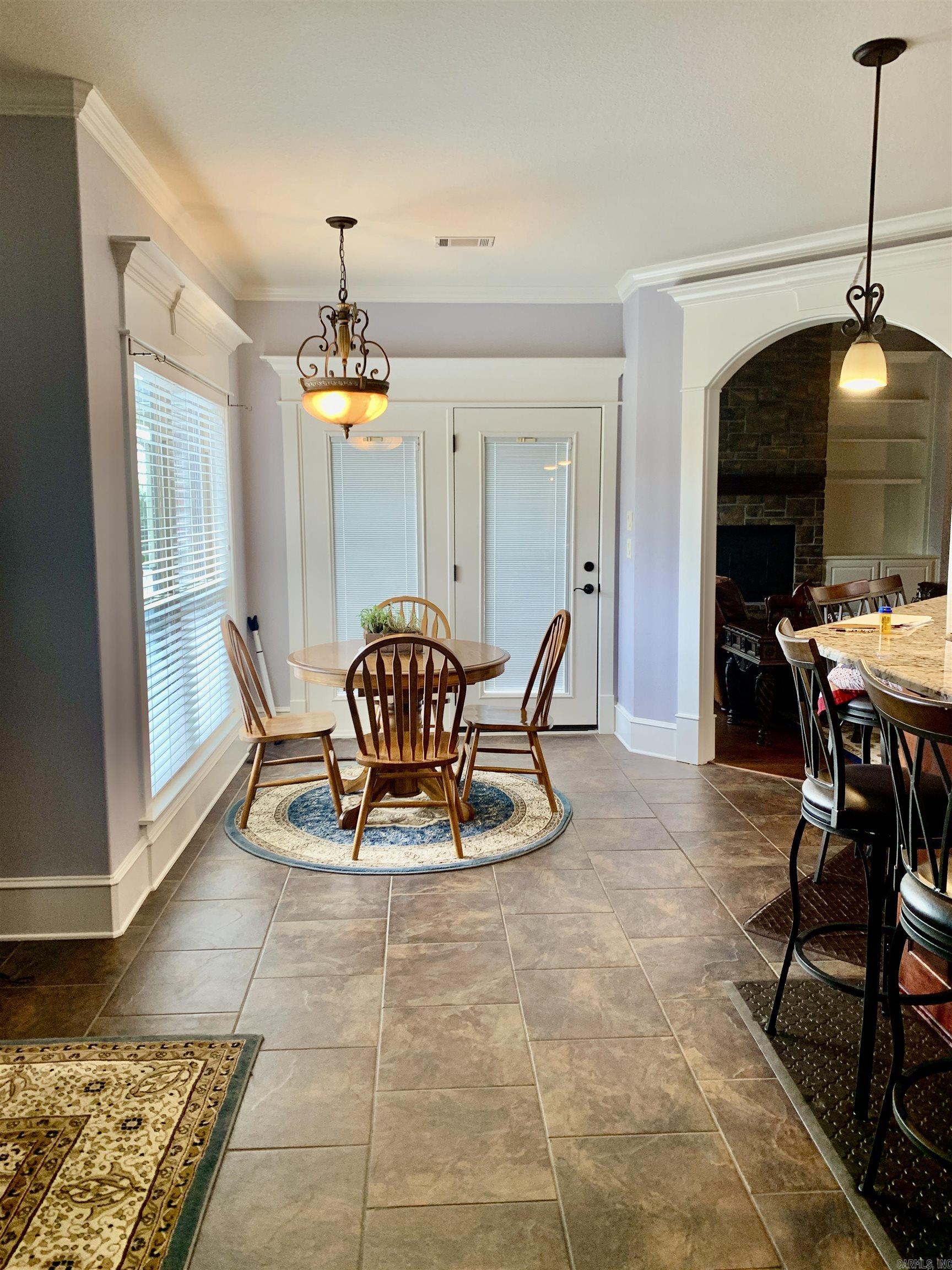 10 Sethstone  Greenbrier, AR