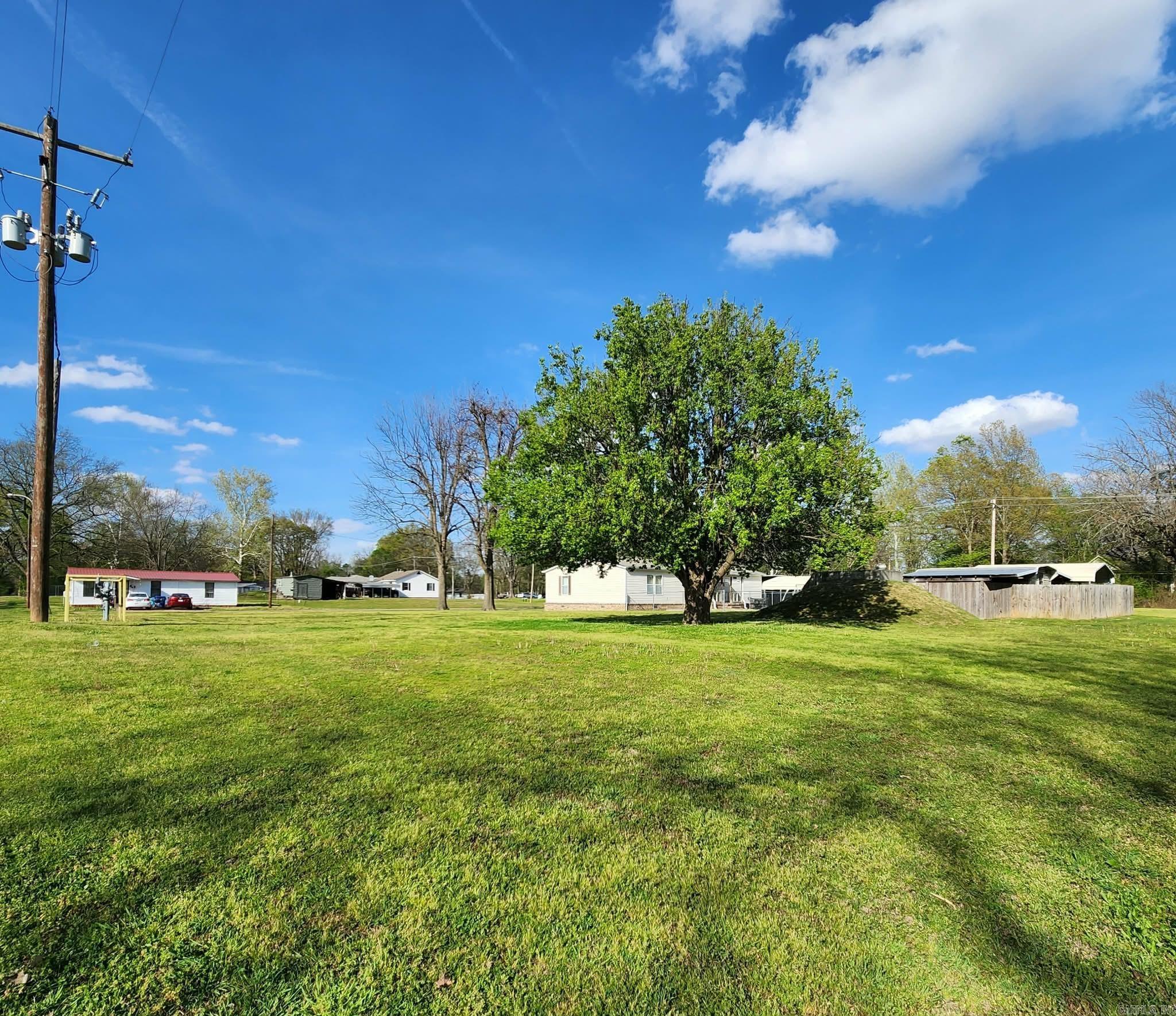 205 W Baxter  Brinkley, AR