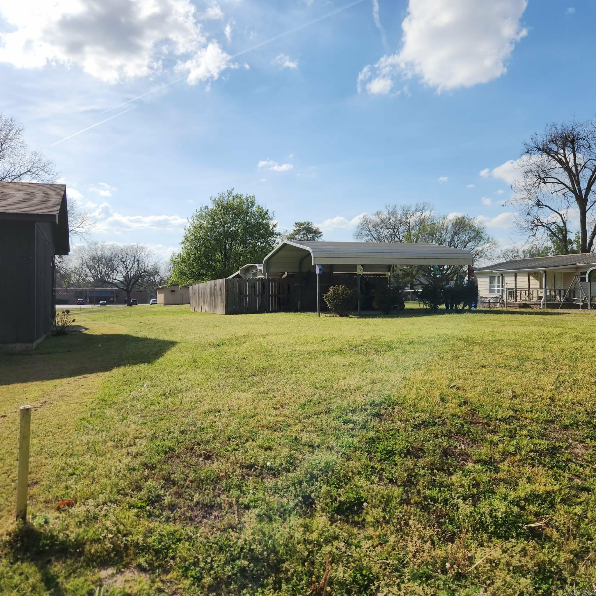 205 W Baxter  Brinkley, AR