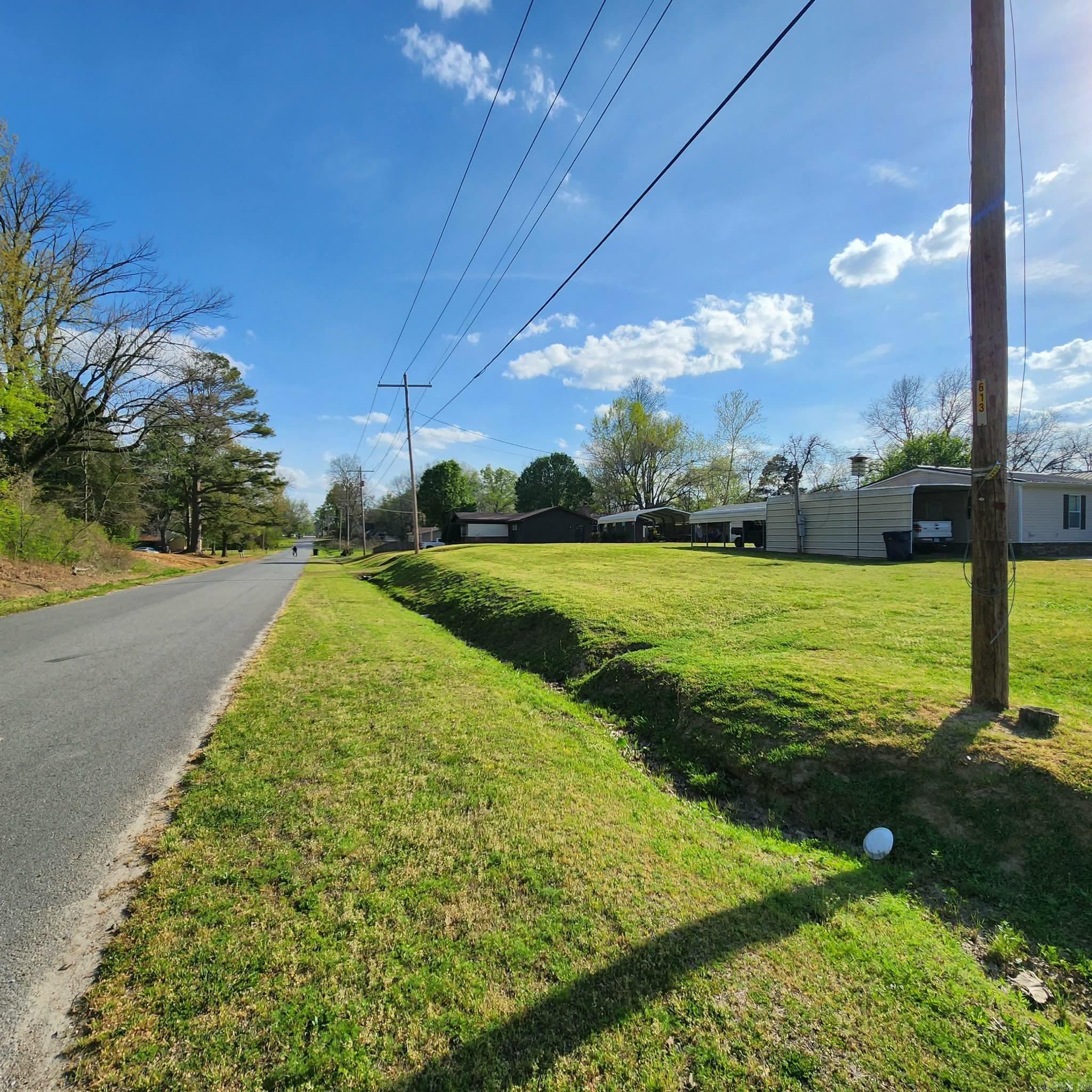 205 W Baxter  Brinkley, AR