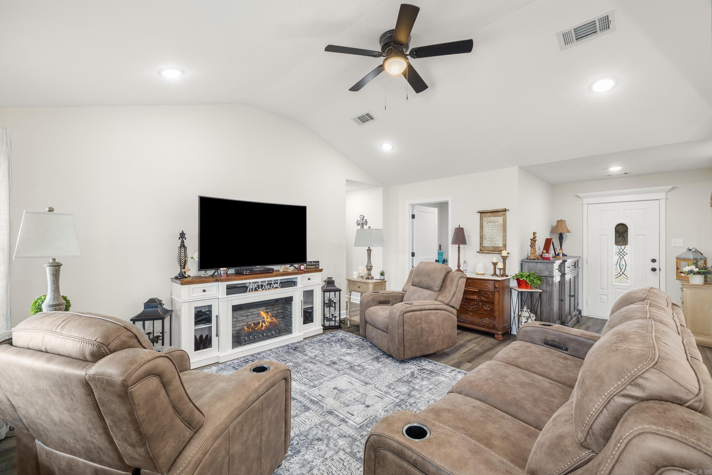 16 Doe Run  Ward, AR