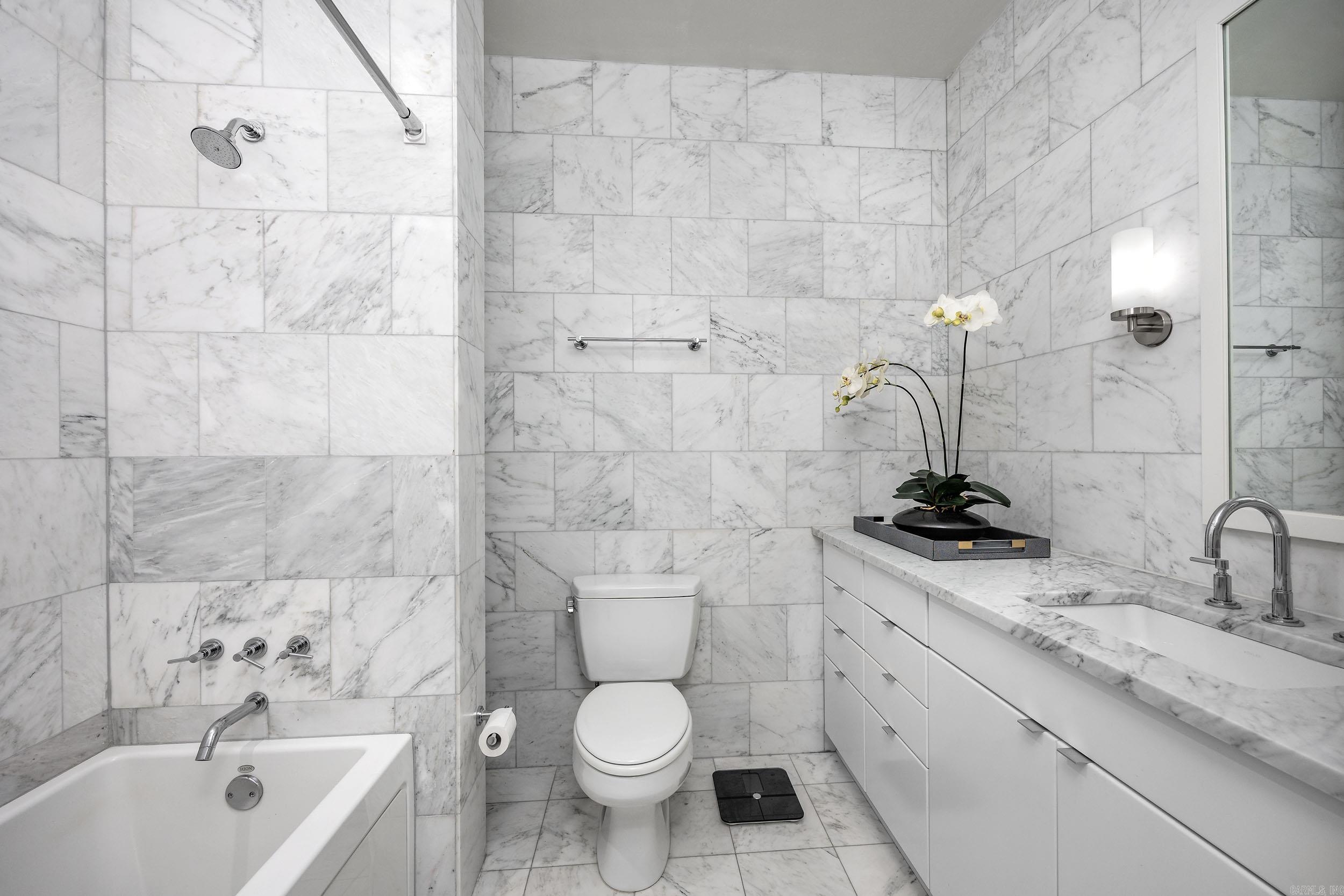 315 Rock #1607  Little Rock, AR