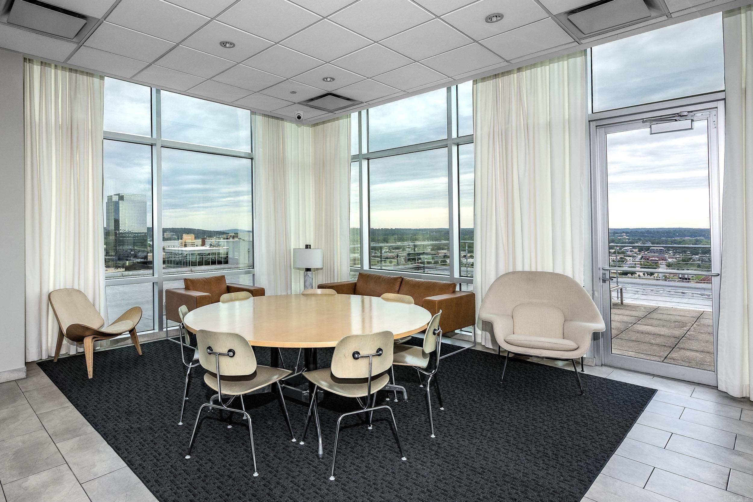 315 Rock #1607  Little Rock, AR