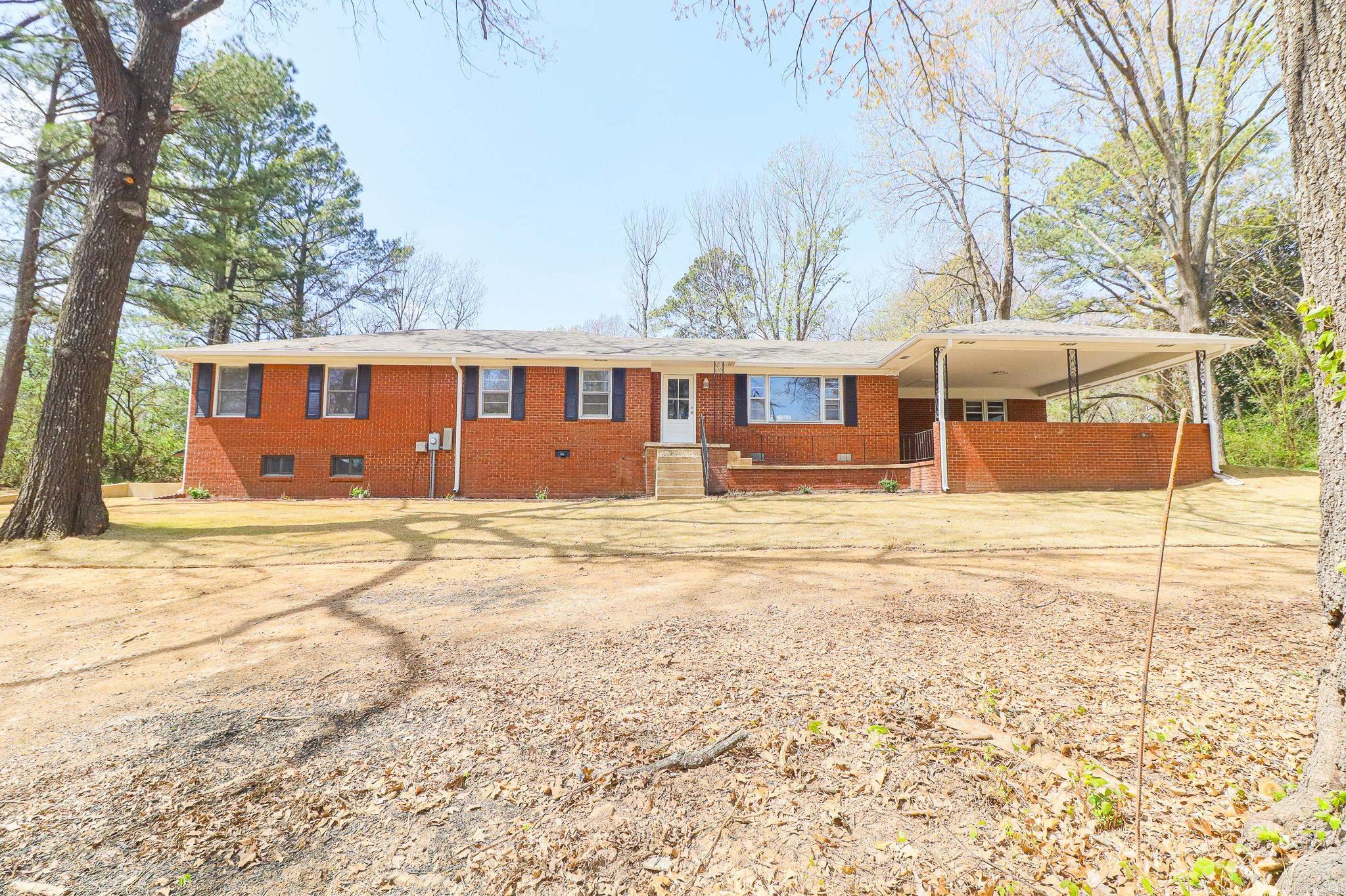 2711 Wood  Jonesboro, AR