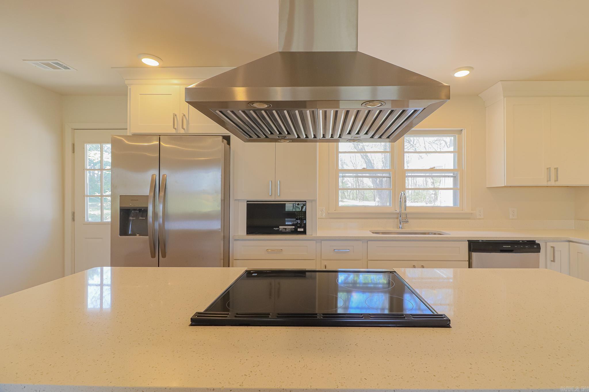 2711 Wood  Jonesboro, AR