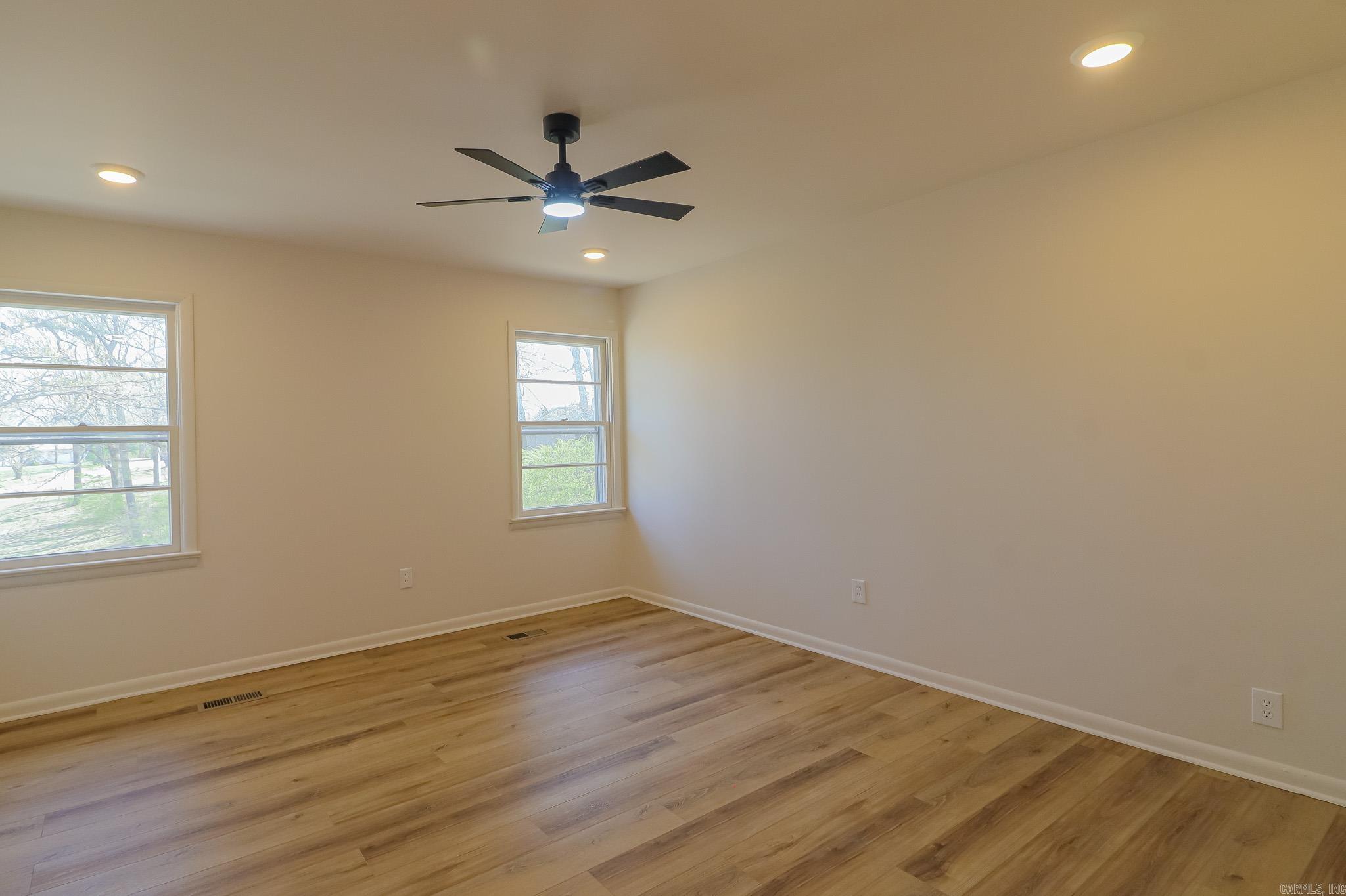 2711 Wood  Jonesboro, AR