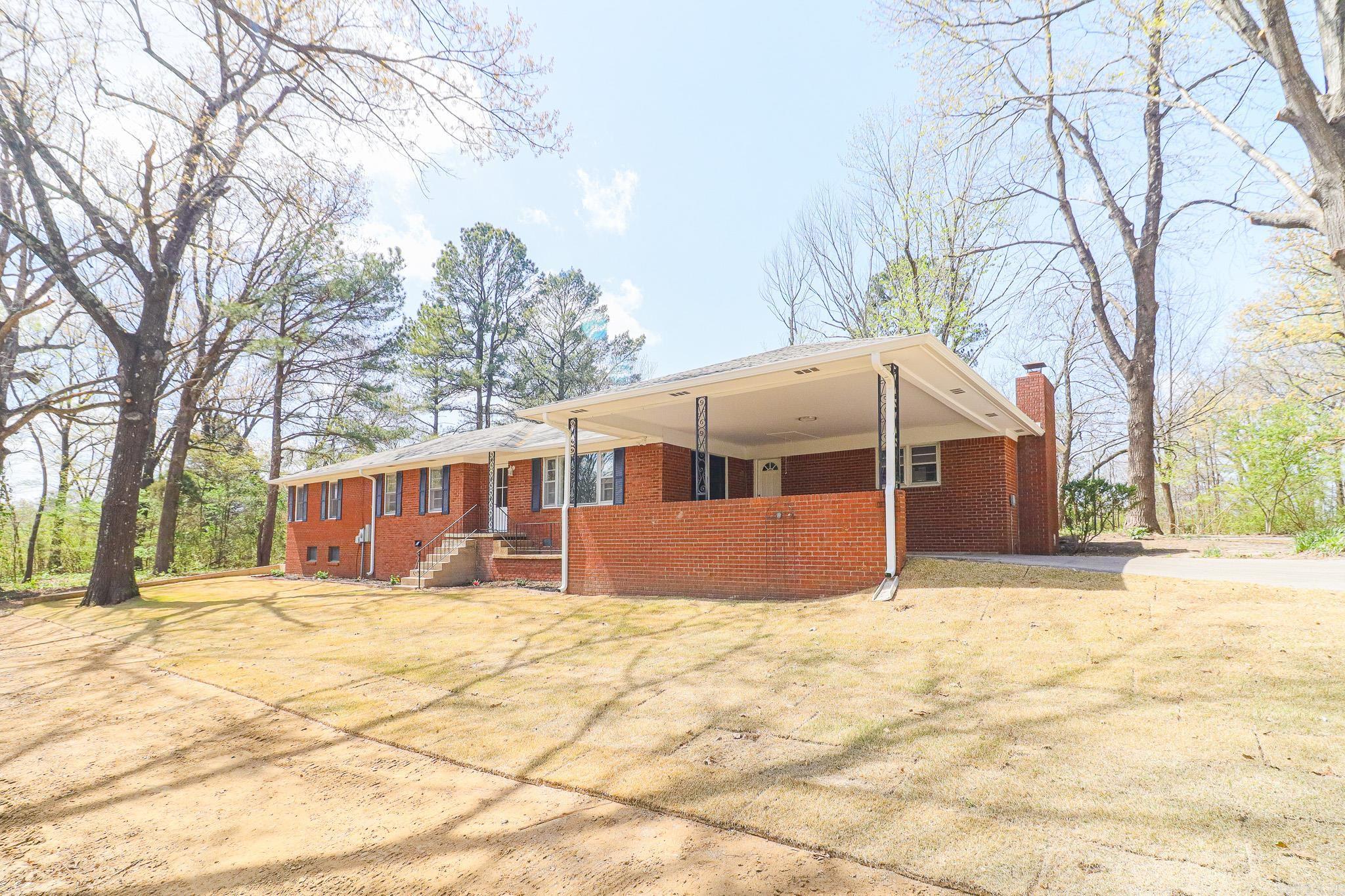 2711 Wood  Jonesboro, AR