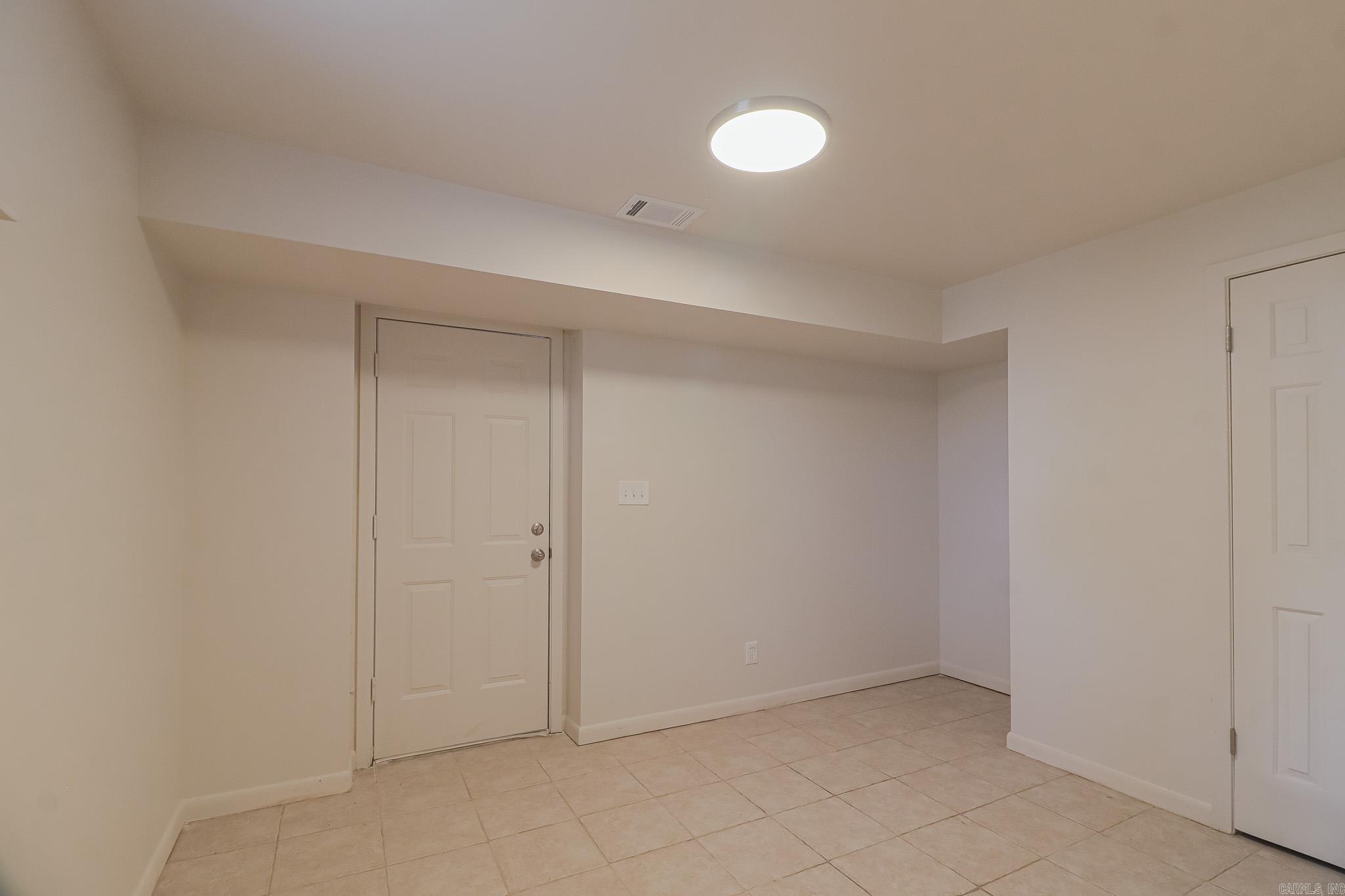 2711 Wood  Jonesboro, AR