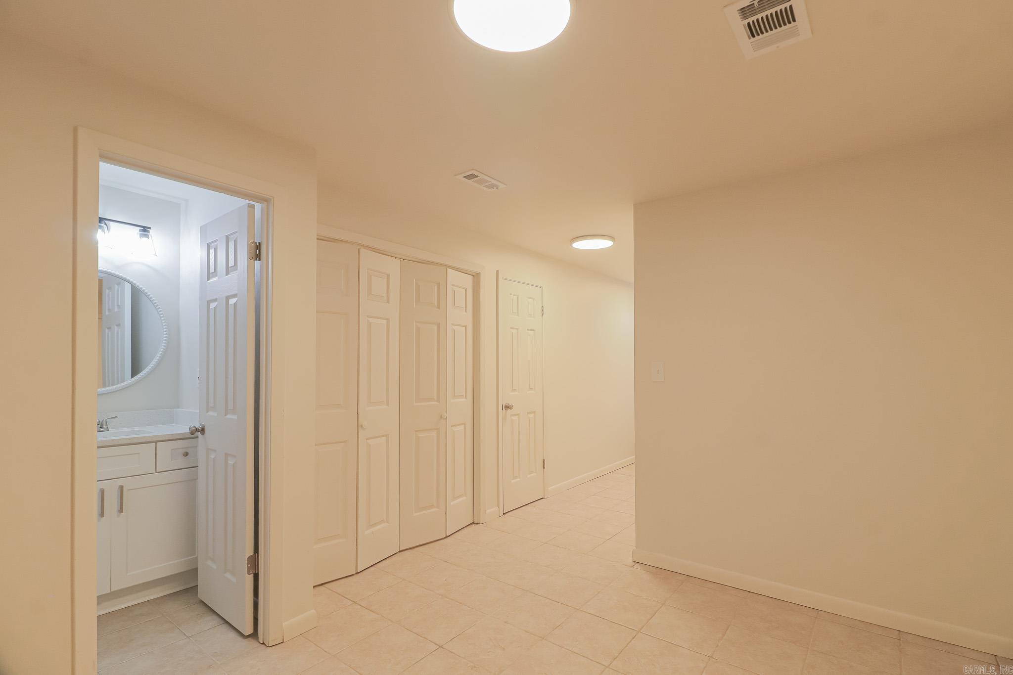 2711 Wood  Jonesboro, AR