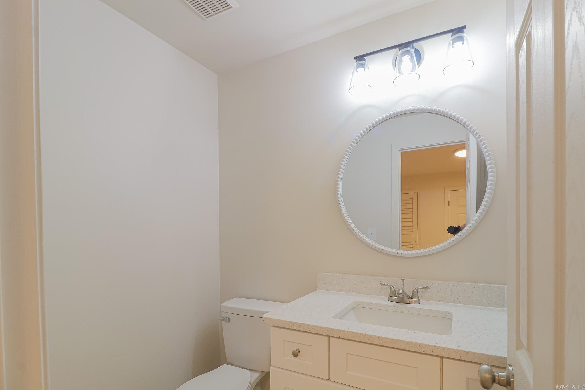 2711 Wood  Jonesboro, AR