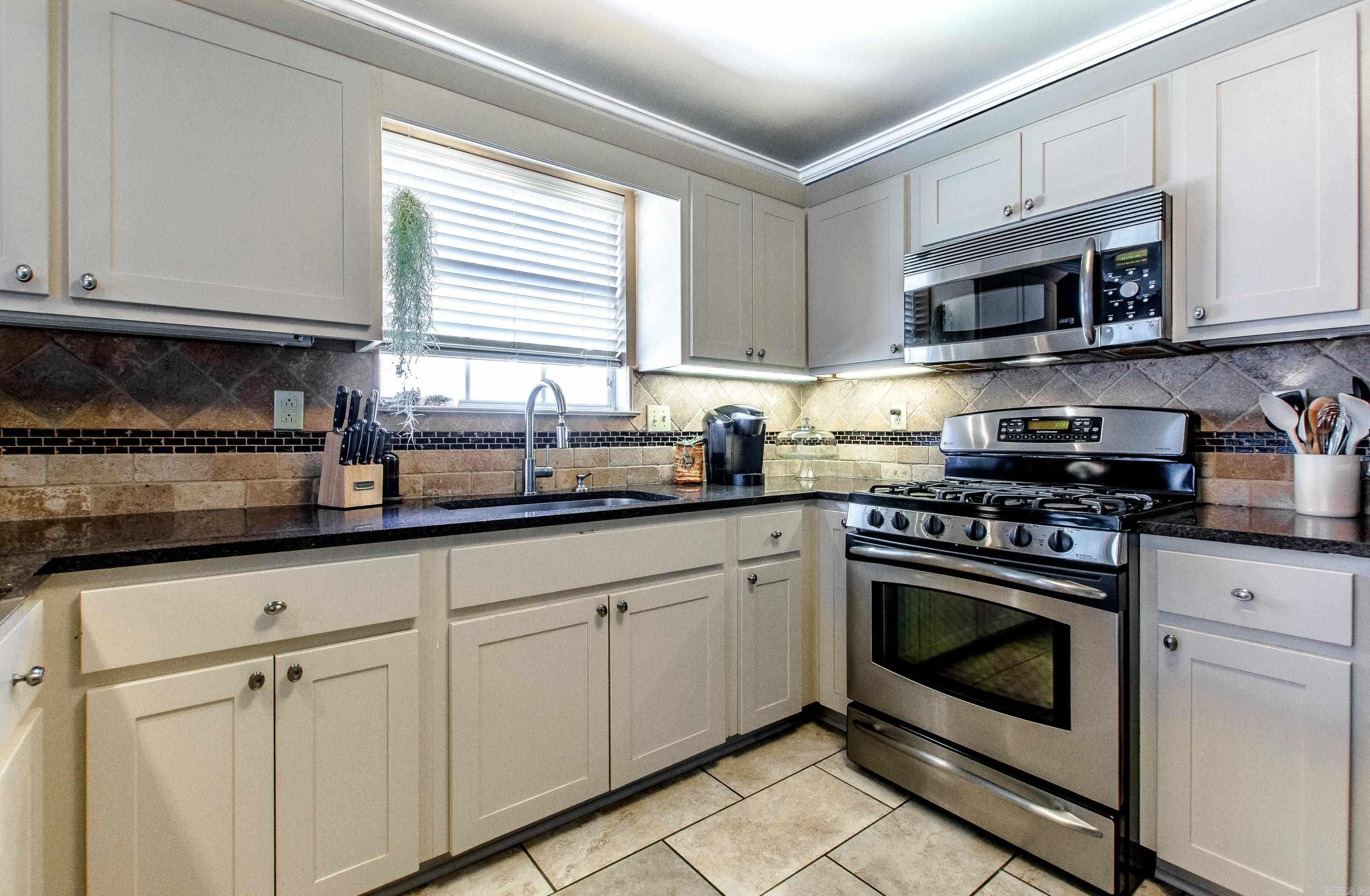 4401 Montgomery  Little Rock, AR